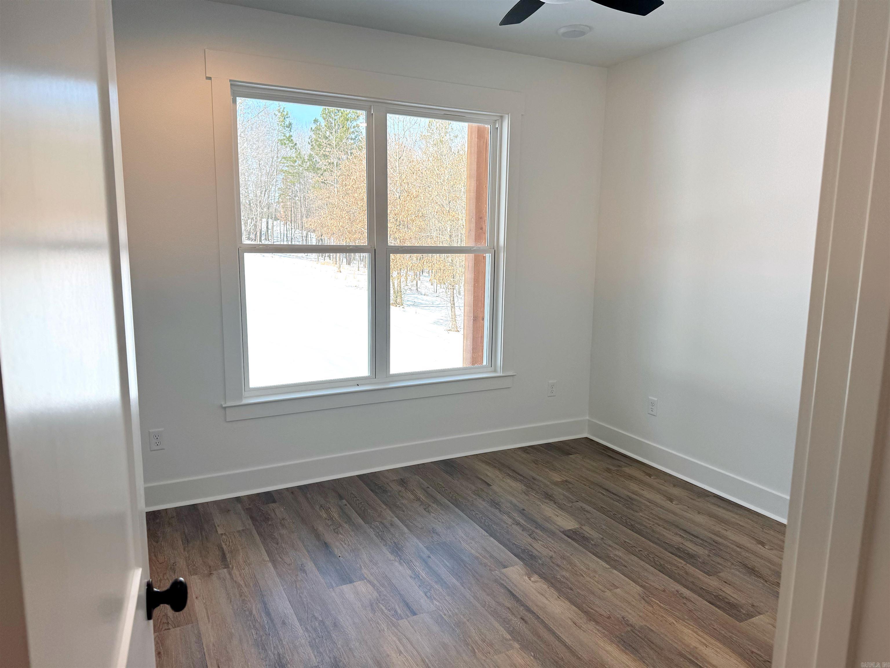 150 Caddy Cove Ln.  Mountain View, AR