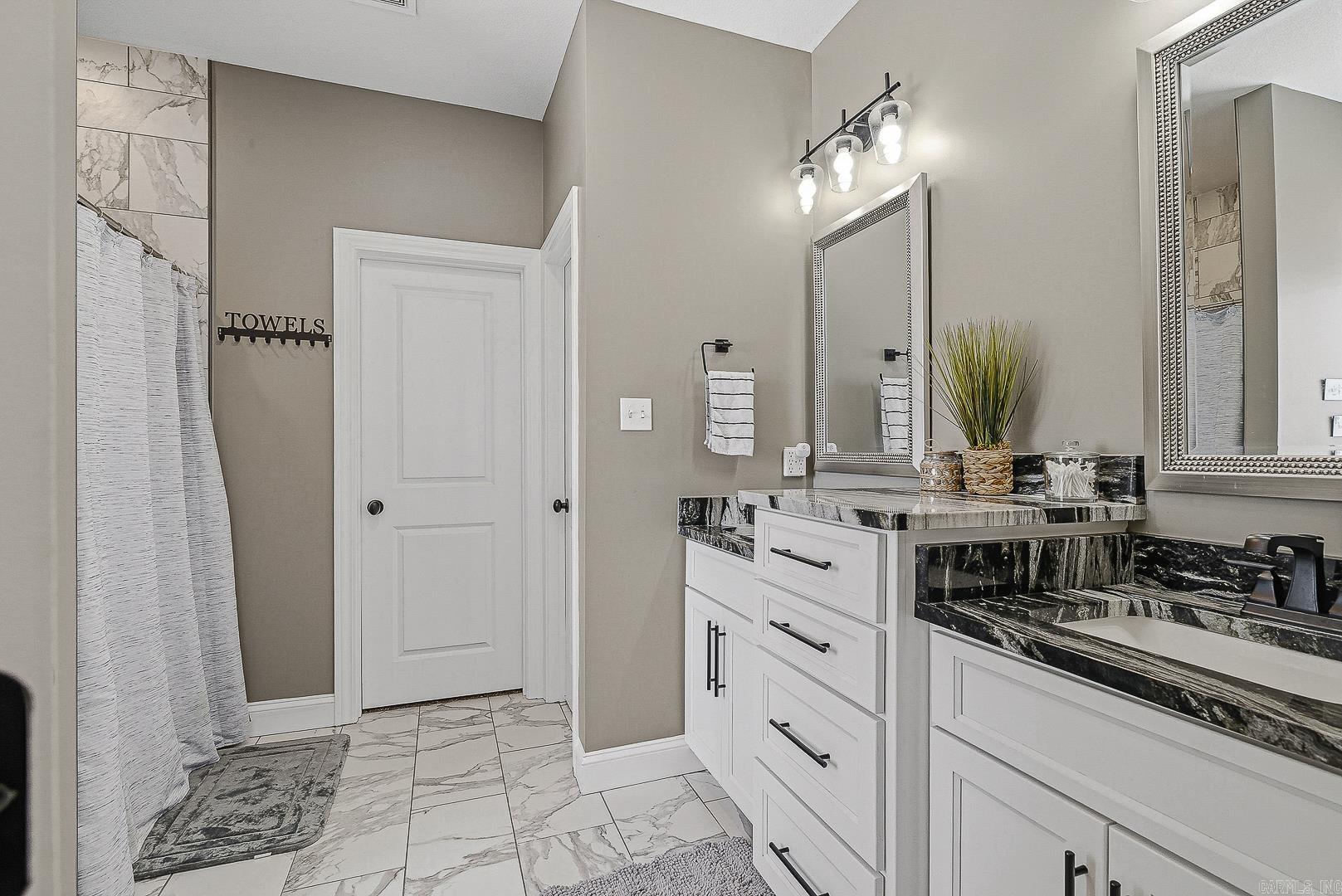 817 Gloucester Close  Jonesboro, AR