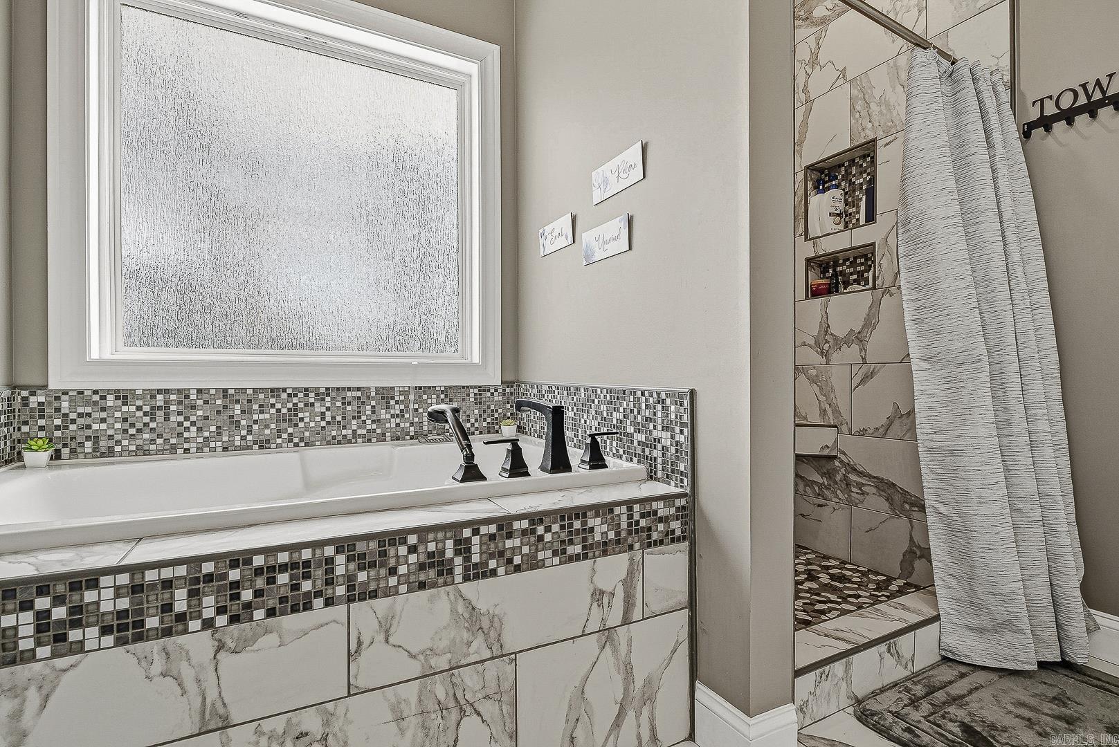 817 Gloucester Close  Jonesboro, AR