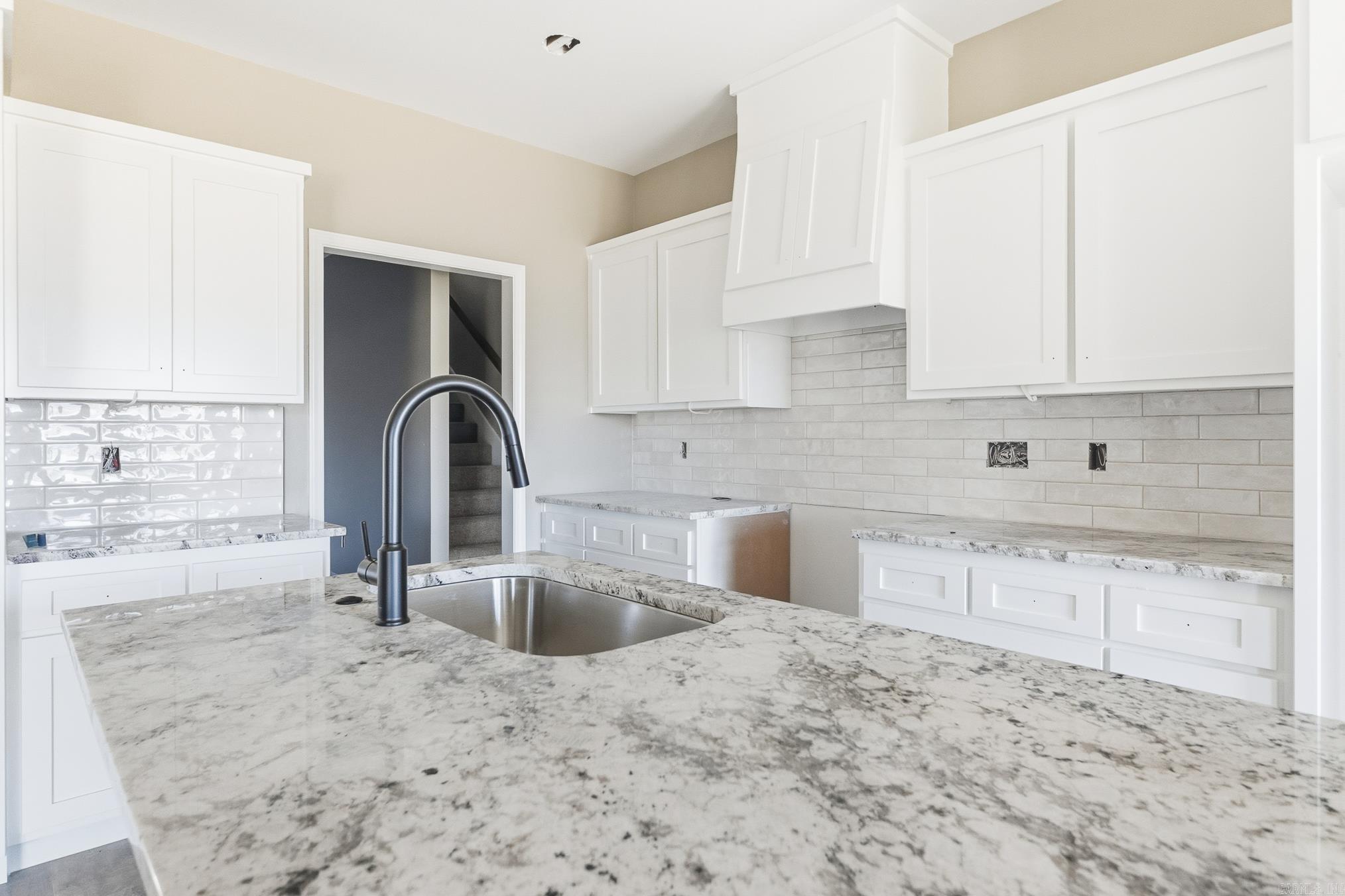 556 Valley Oak  Sherwood, AR