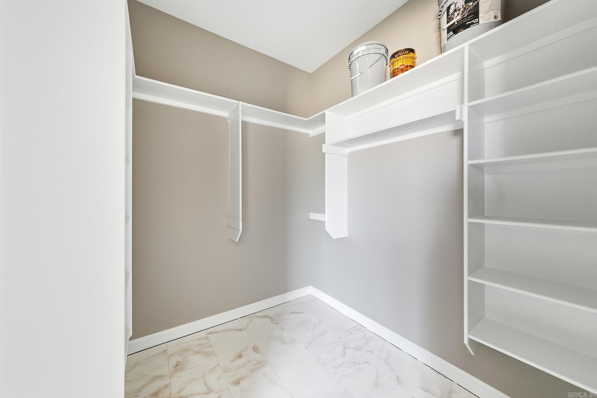 556 Valley Oak  Sherwood, AR