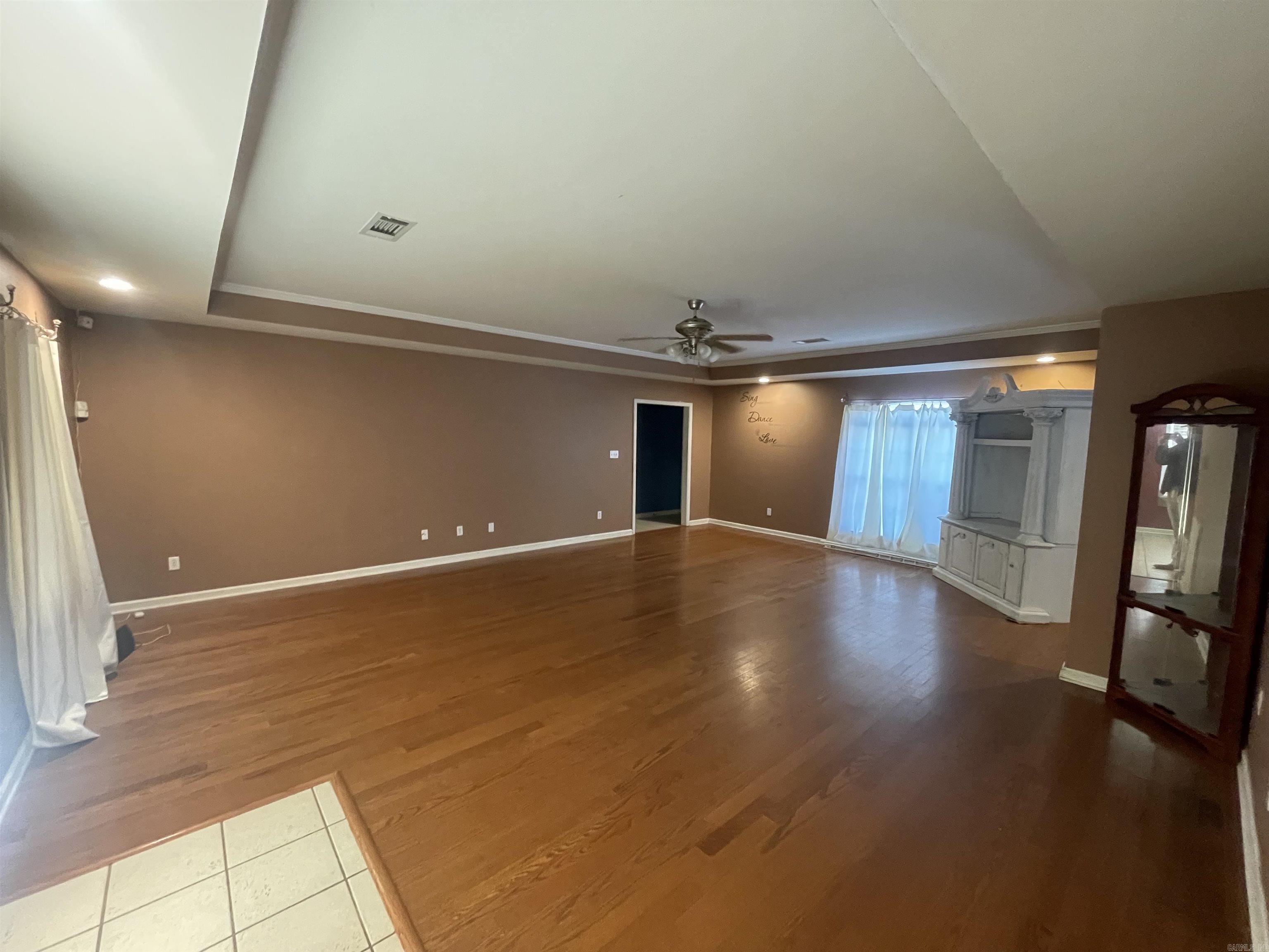 8 Summit  Sheridan, AR