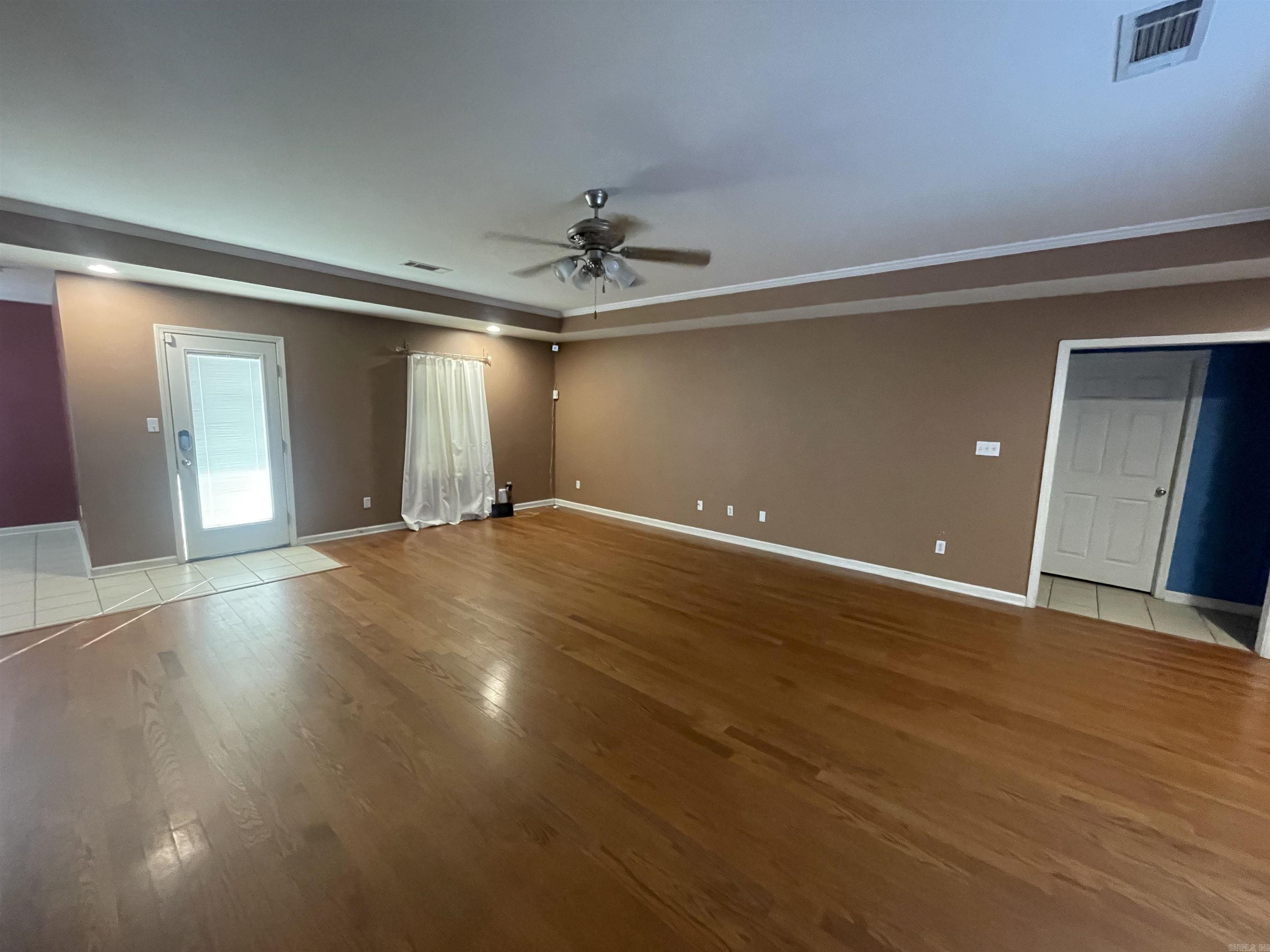 8 Summit  Sheridan, AR