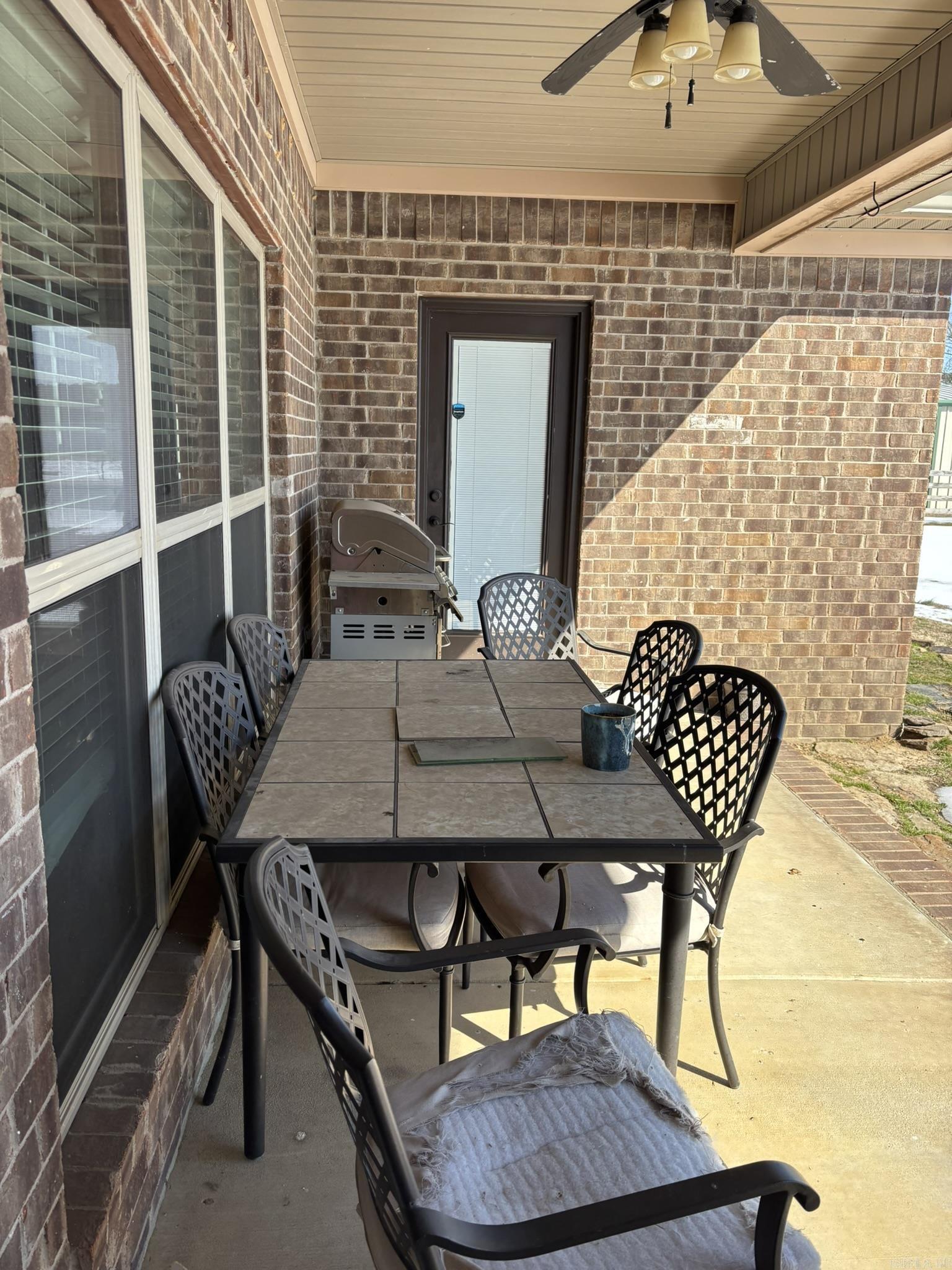 27 W Highway 124  Damascus, AR