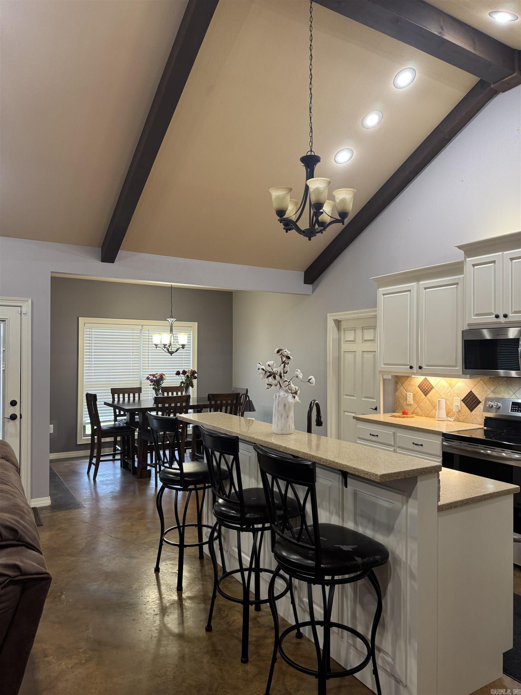 27 W Highway 124  Damascus, AR