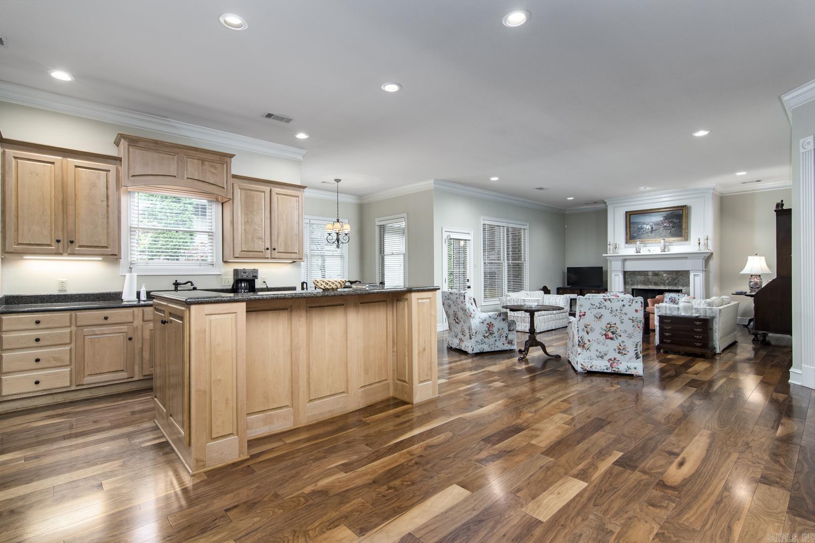 61 QUERCUS CIRCLE  Little Rock, AR