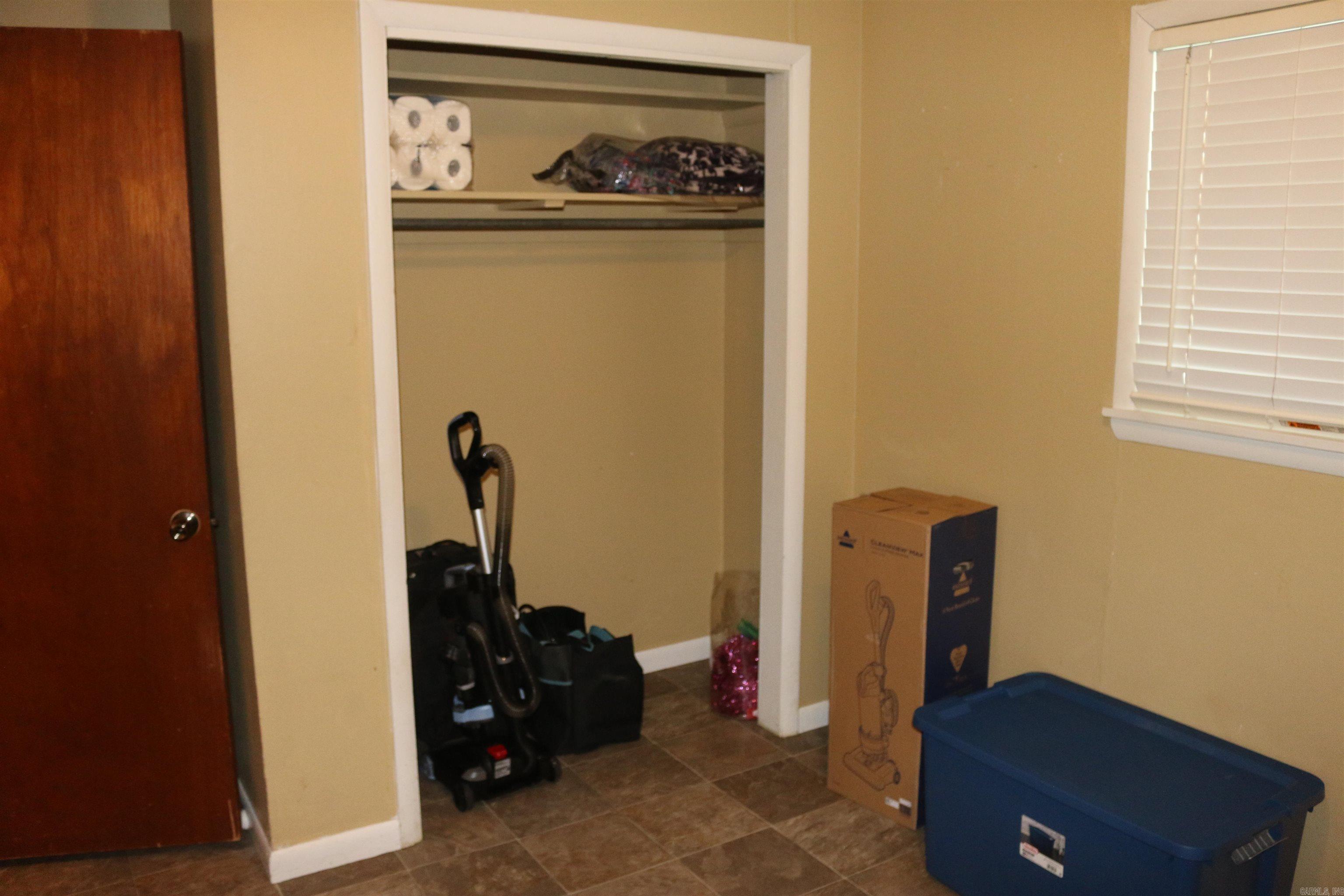 1013 Lakeside  Mena, AR