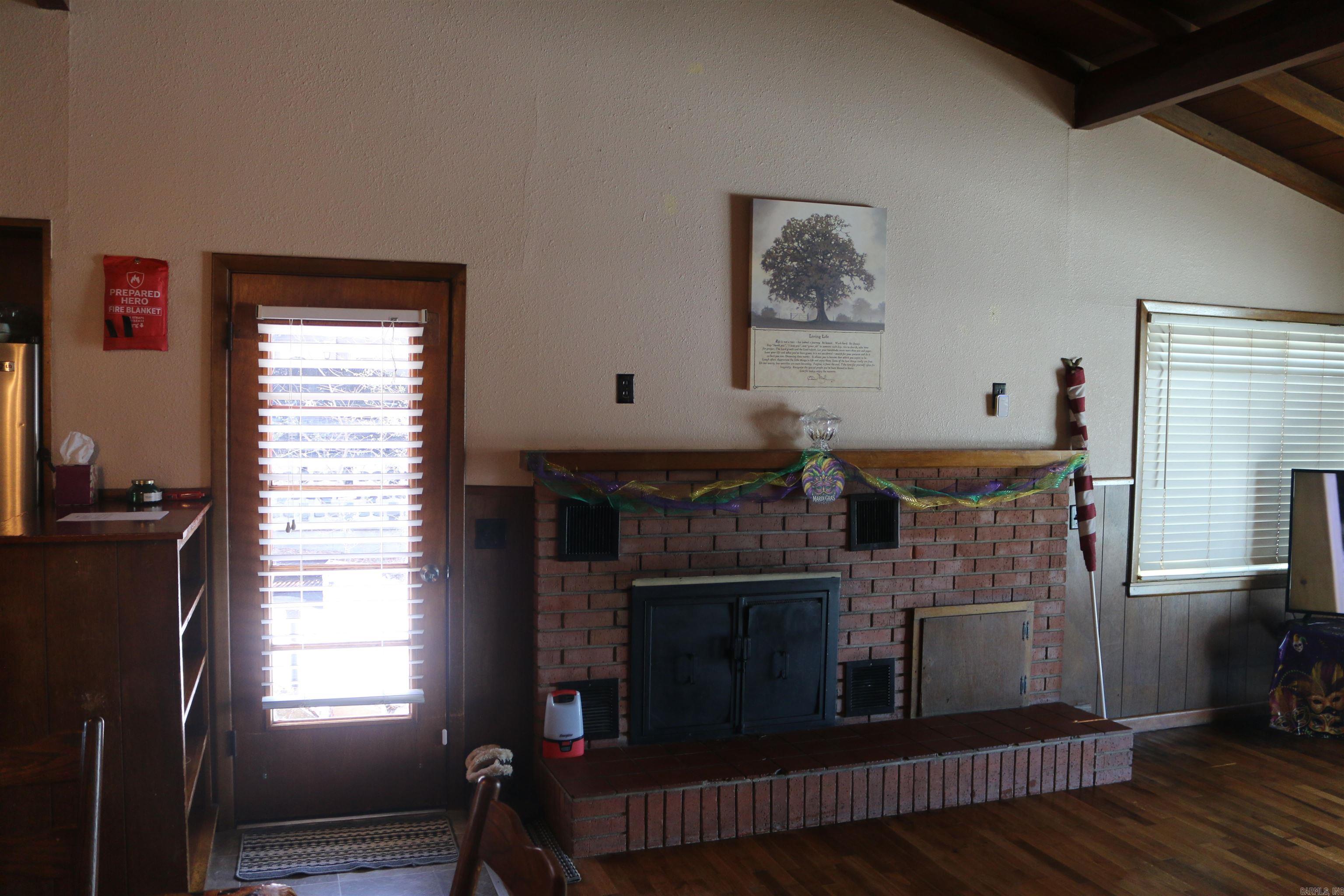 1013 Lakeside  Mena, AR