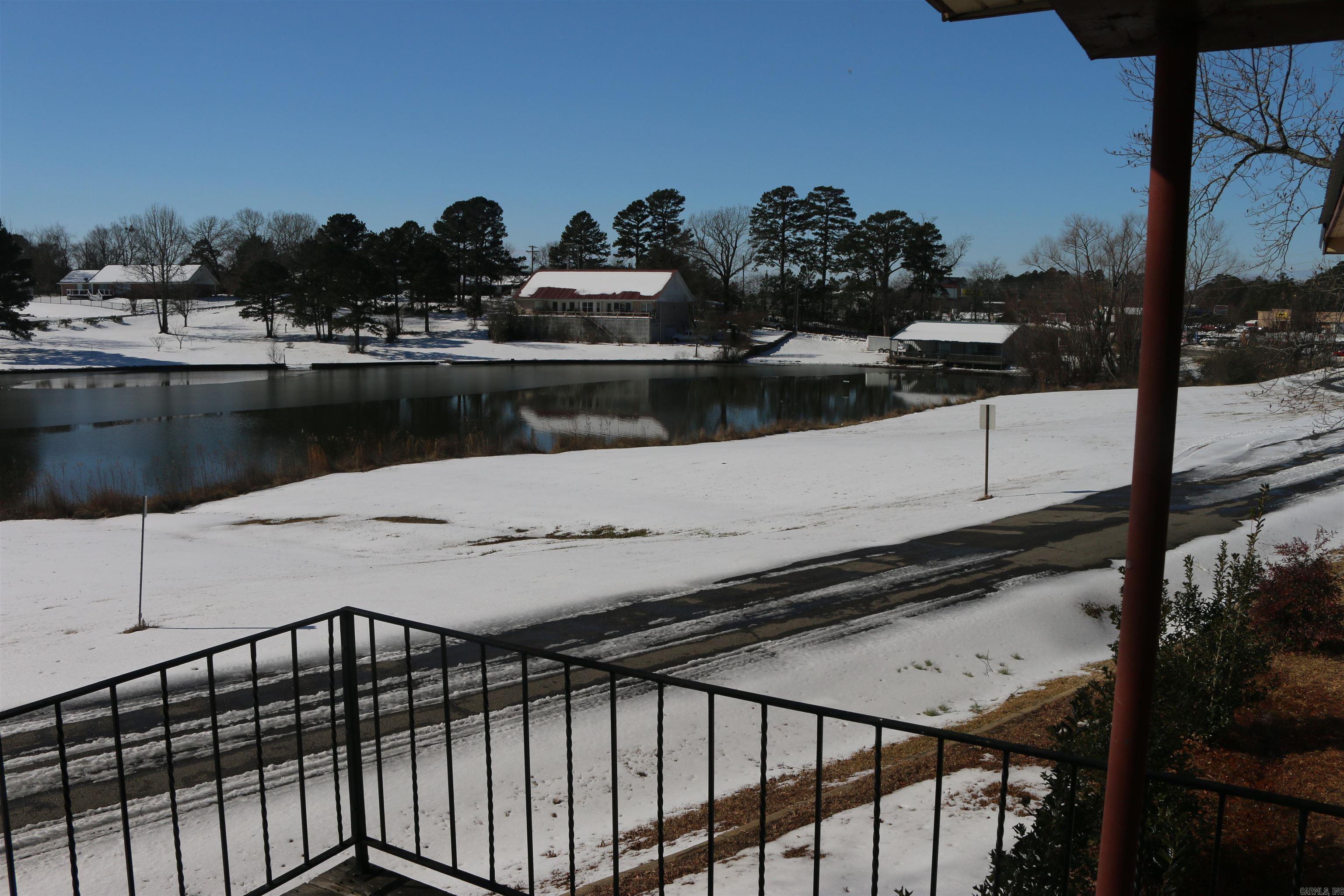 1013 Lakeside  Mena, AR