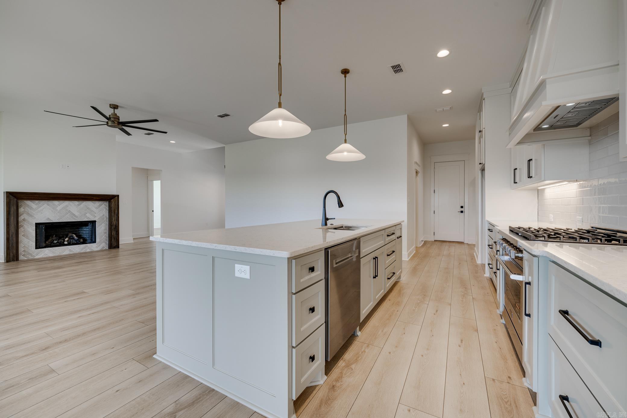 264 Castleberry Road  Greenbrier, AR