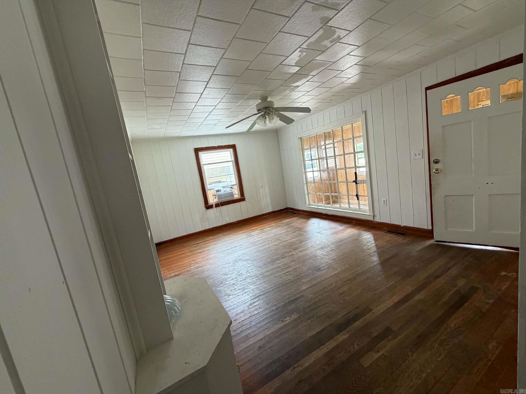 594 N 5th  Piggott, AR