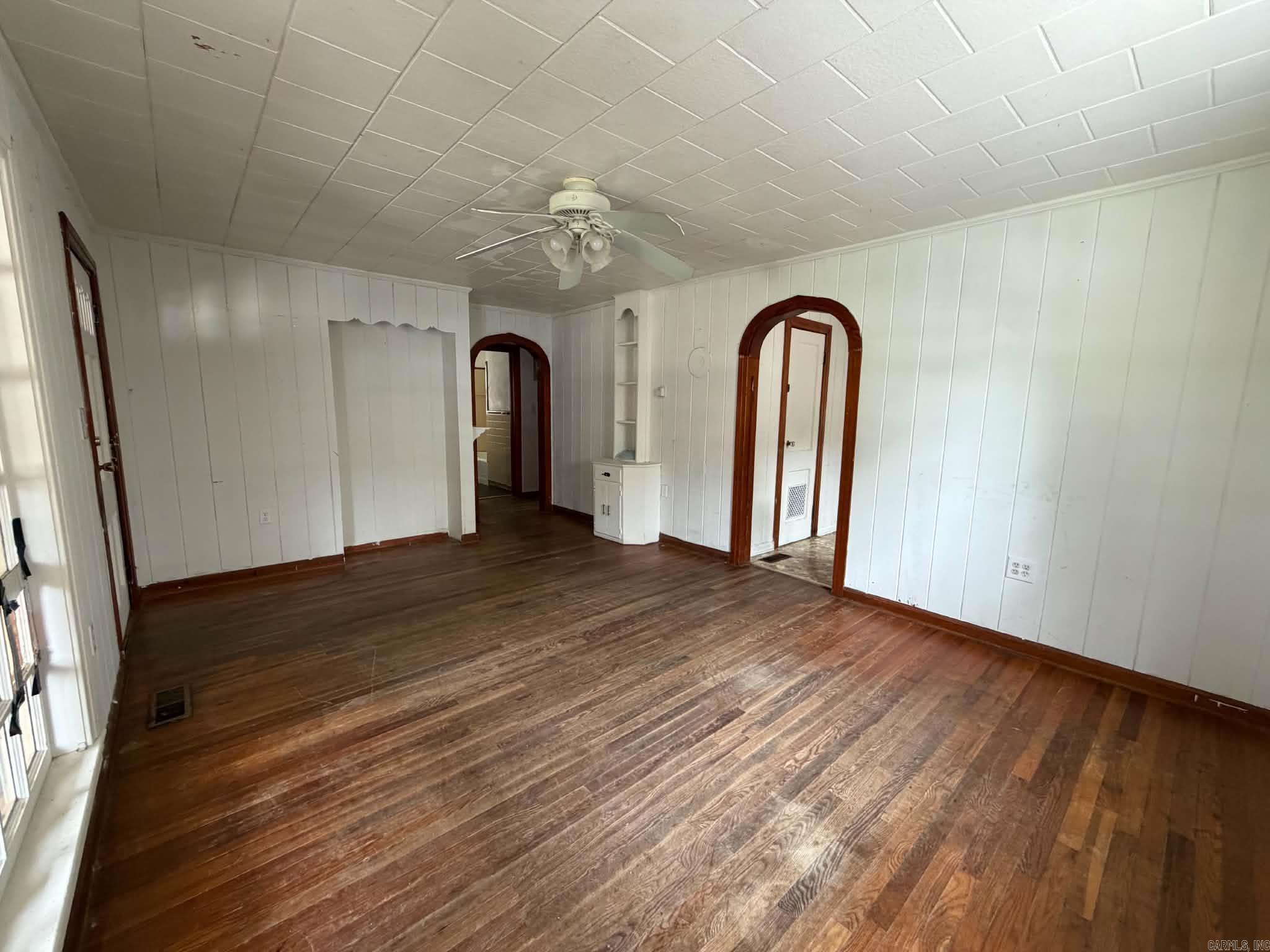 594 N 5th  Piggott, AR