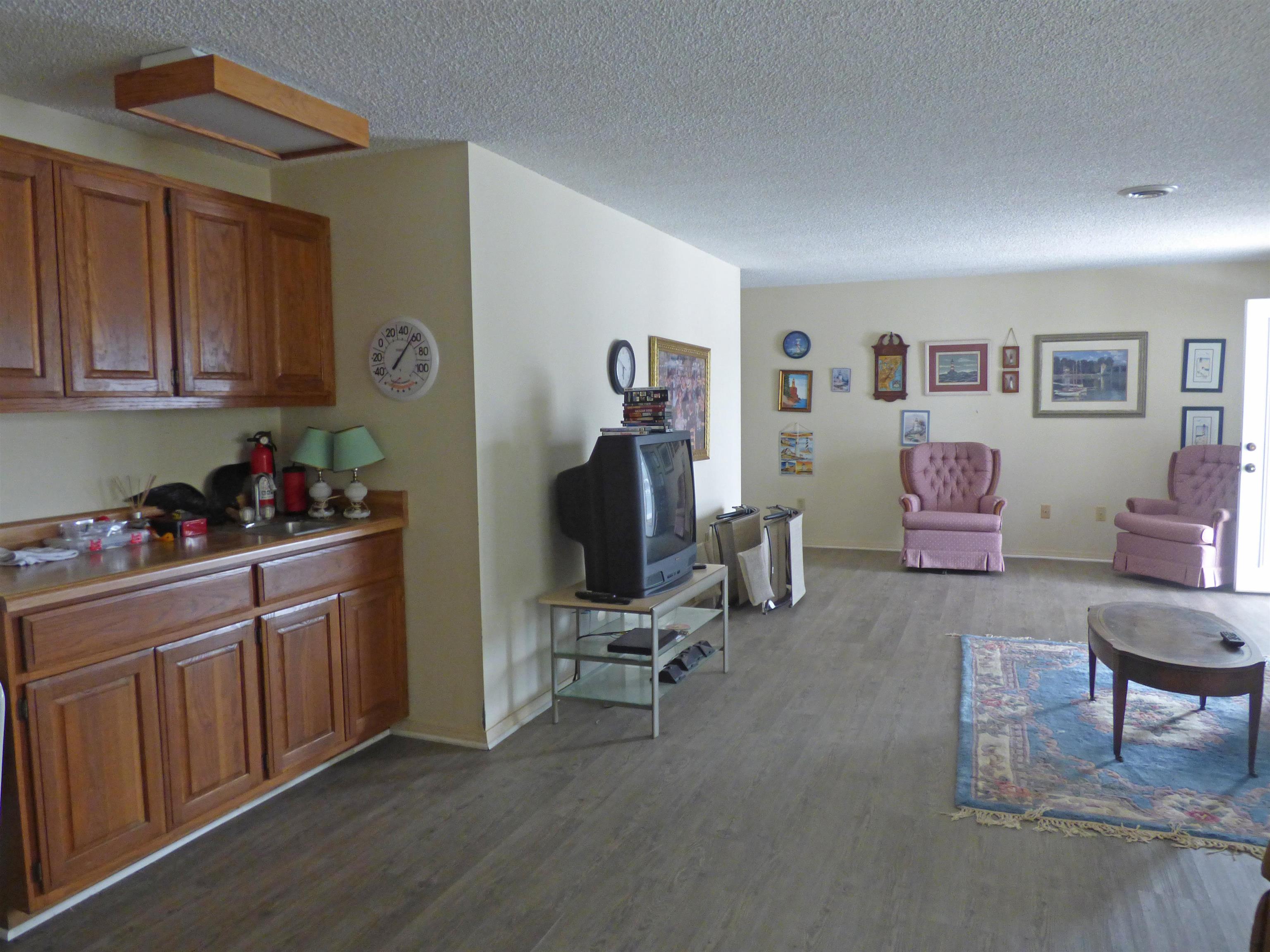 3 Zuni Circle Cherokee Village, AR 72529