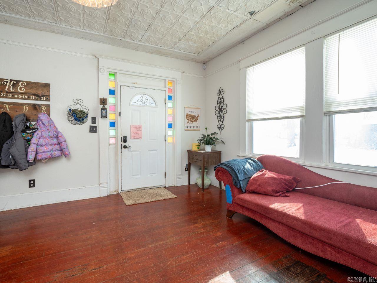 303 E Nichols  England, AR