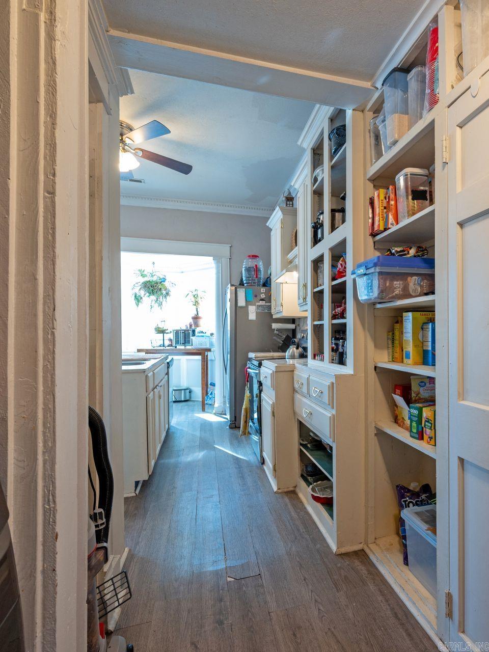 303 E Nichols  England, AR