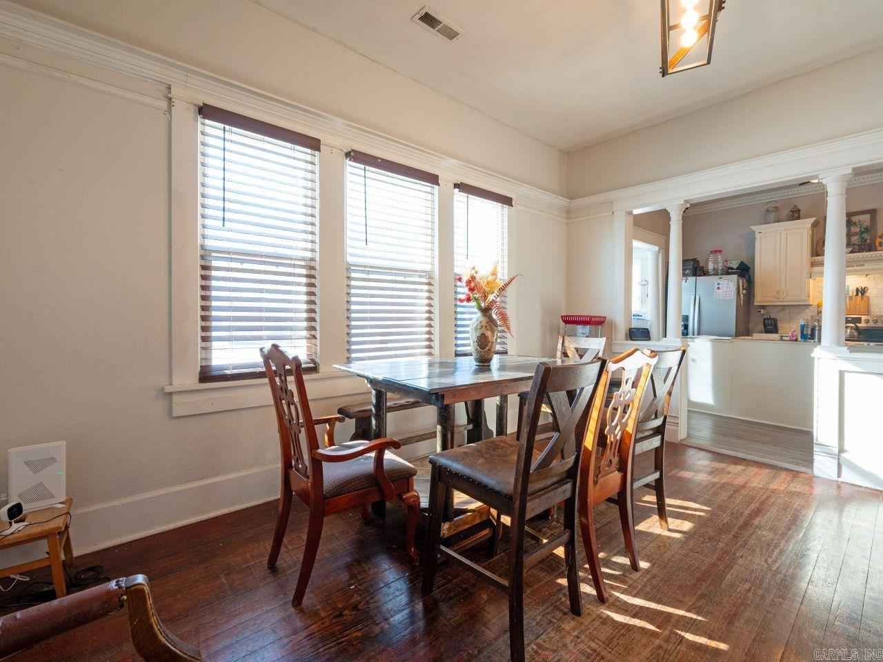 303 E Nichols  England, AR