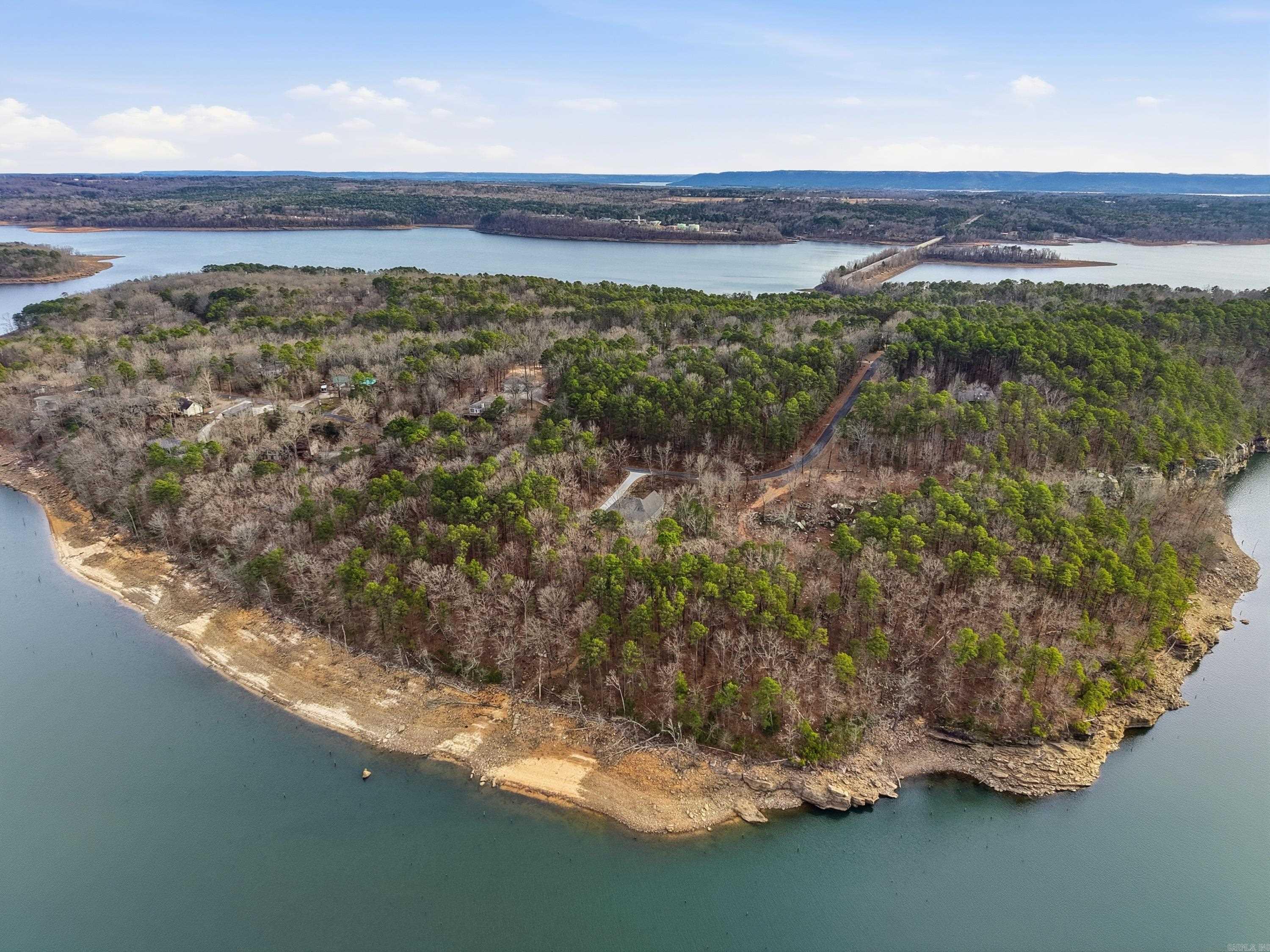 624 Valhalla Drive  Greers Ferry, AR