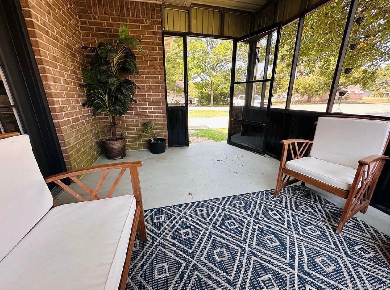 118 W 5th  Rector, AR