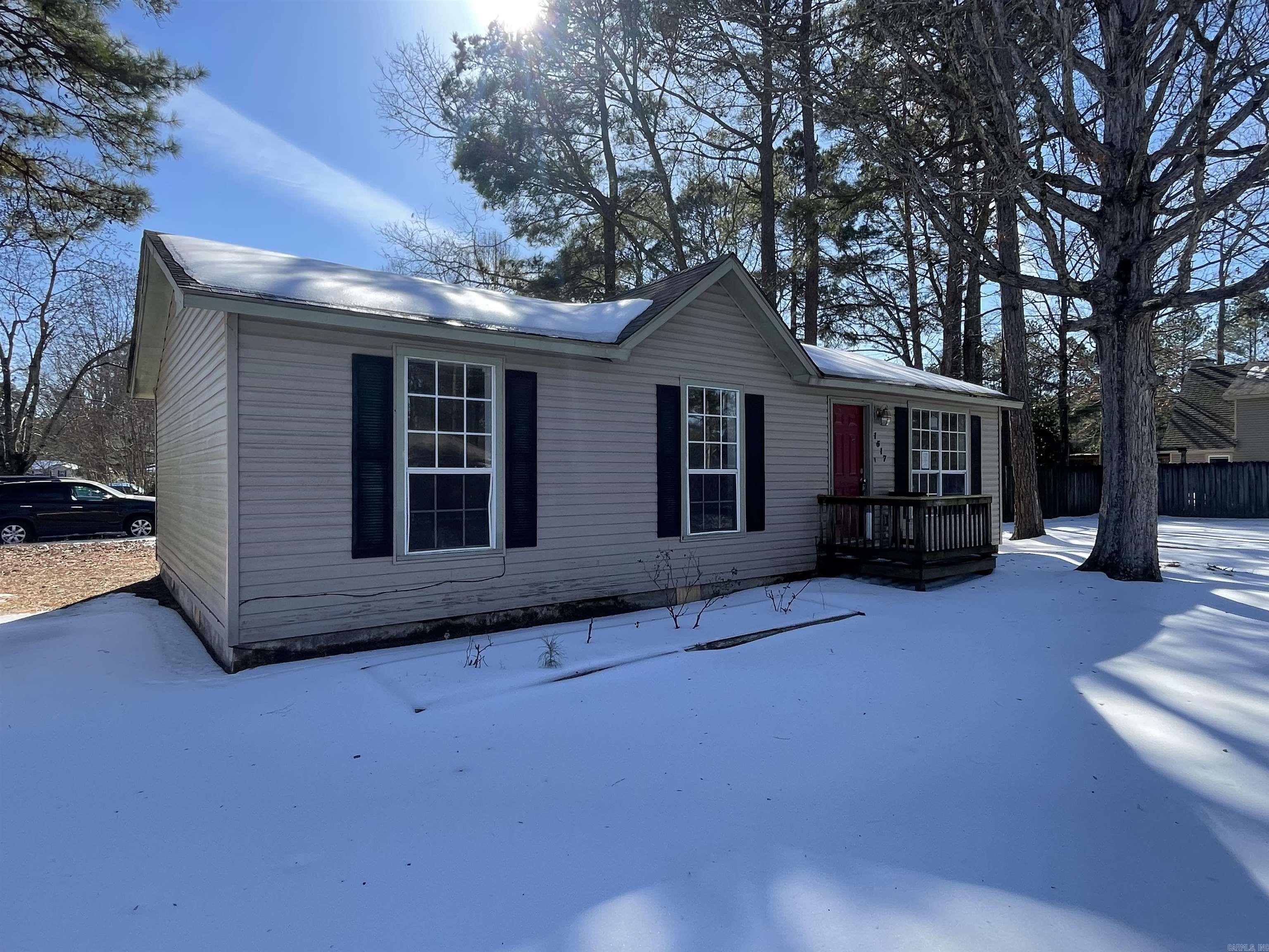 1517 Sugar Maple  Hensley, AR