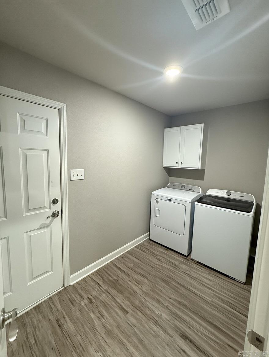 24 Whitetail  Ward, AR