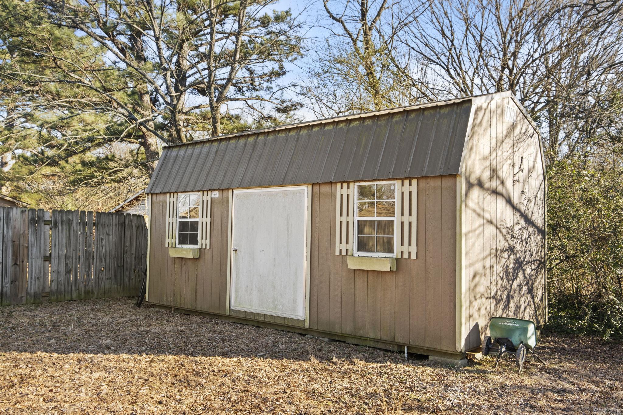 22 Oakwood Dr  Cabot, AR