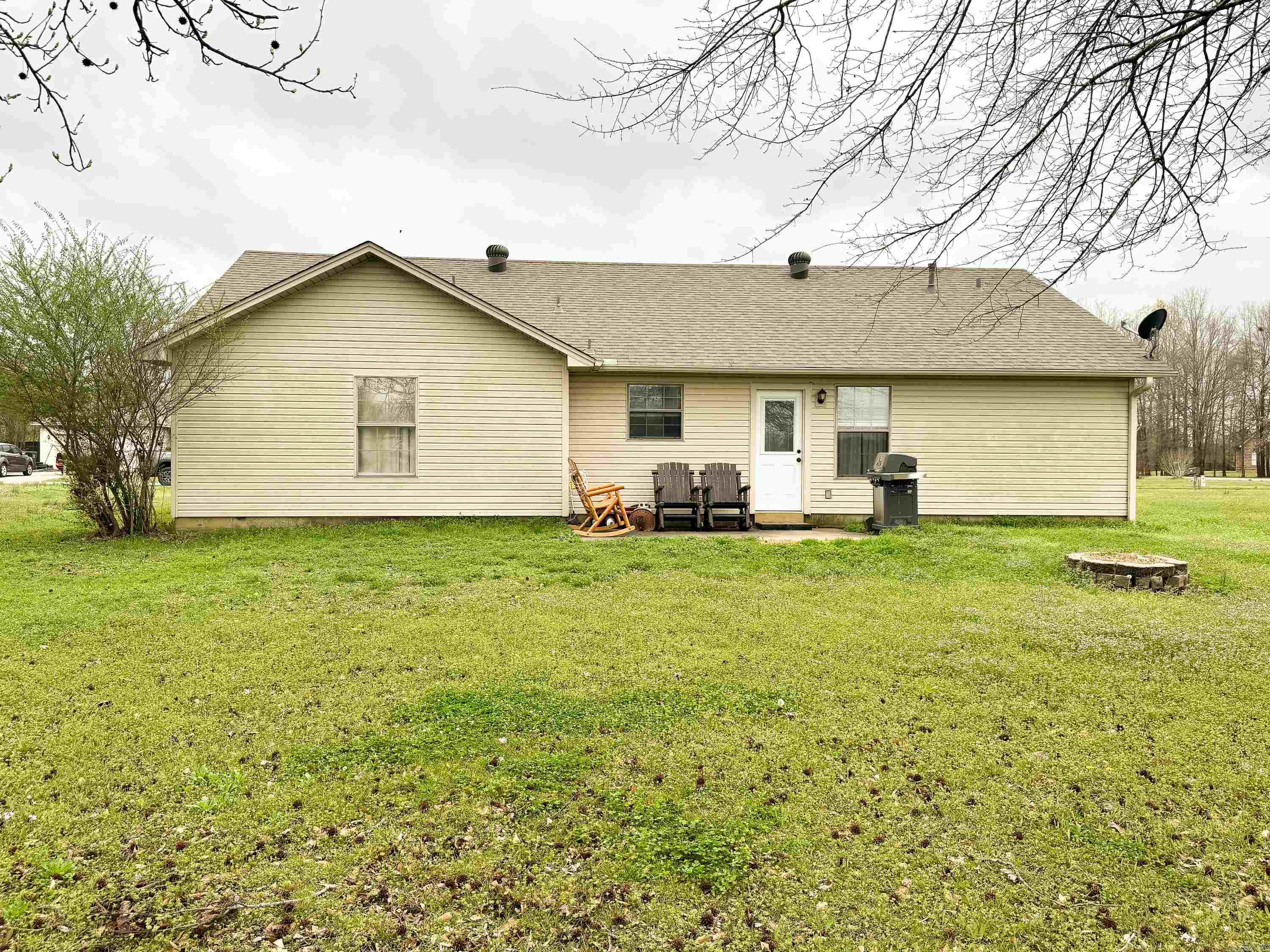 30 Willard Street Ward, AR 72176