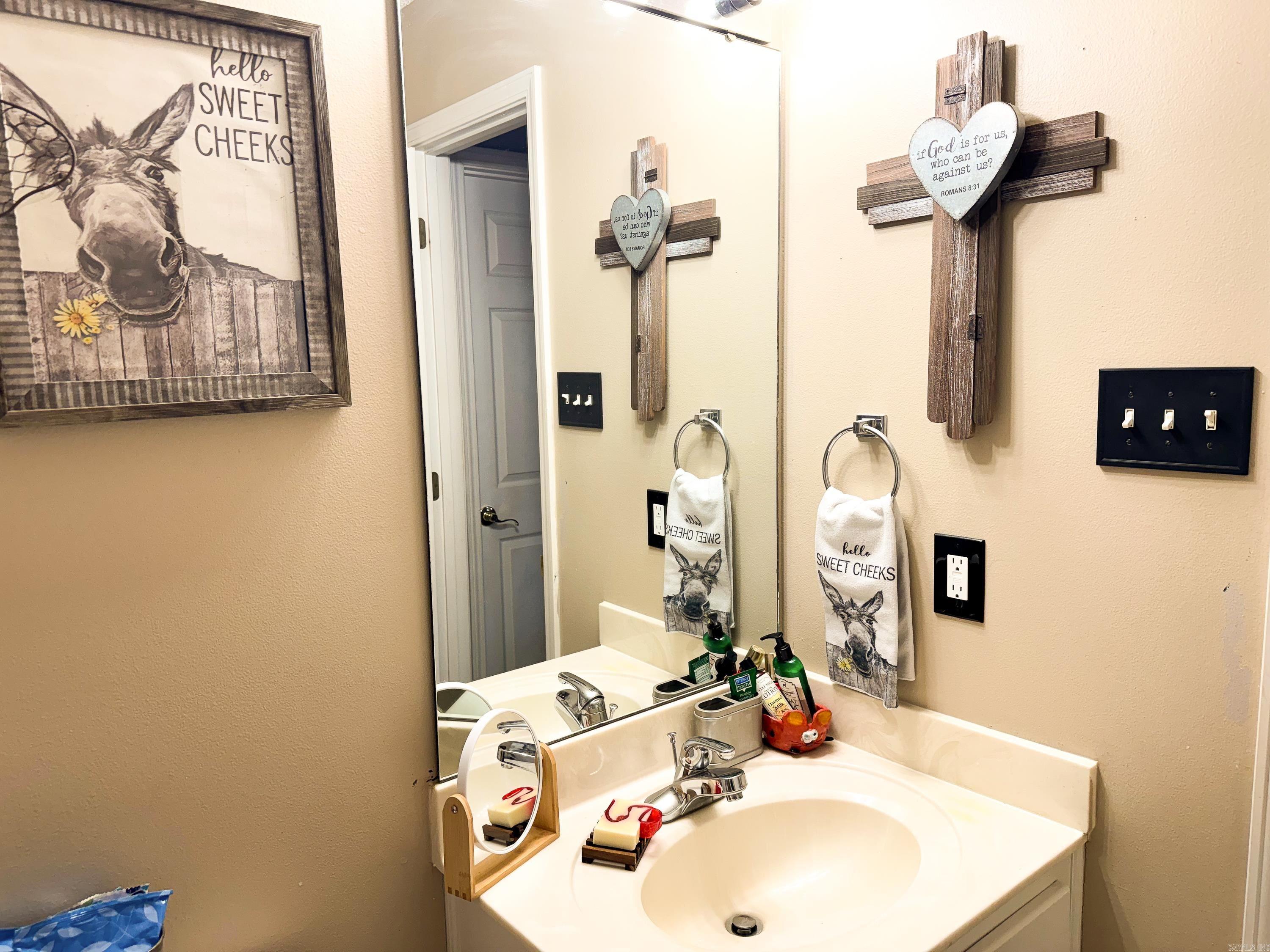 30 Willard Street Ward, AR 72176