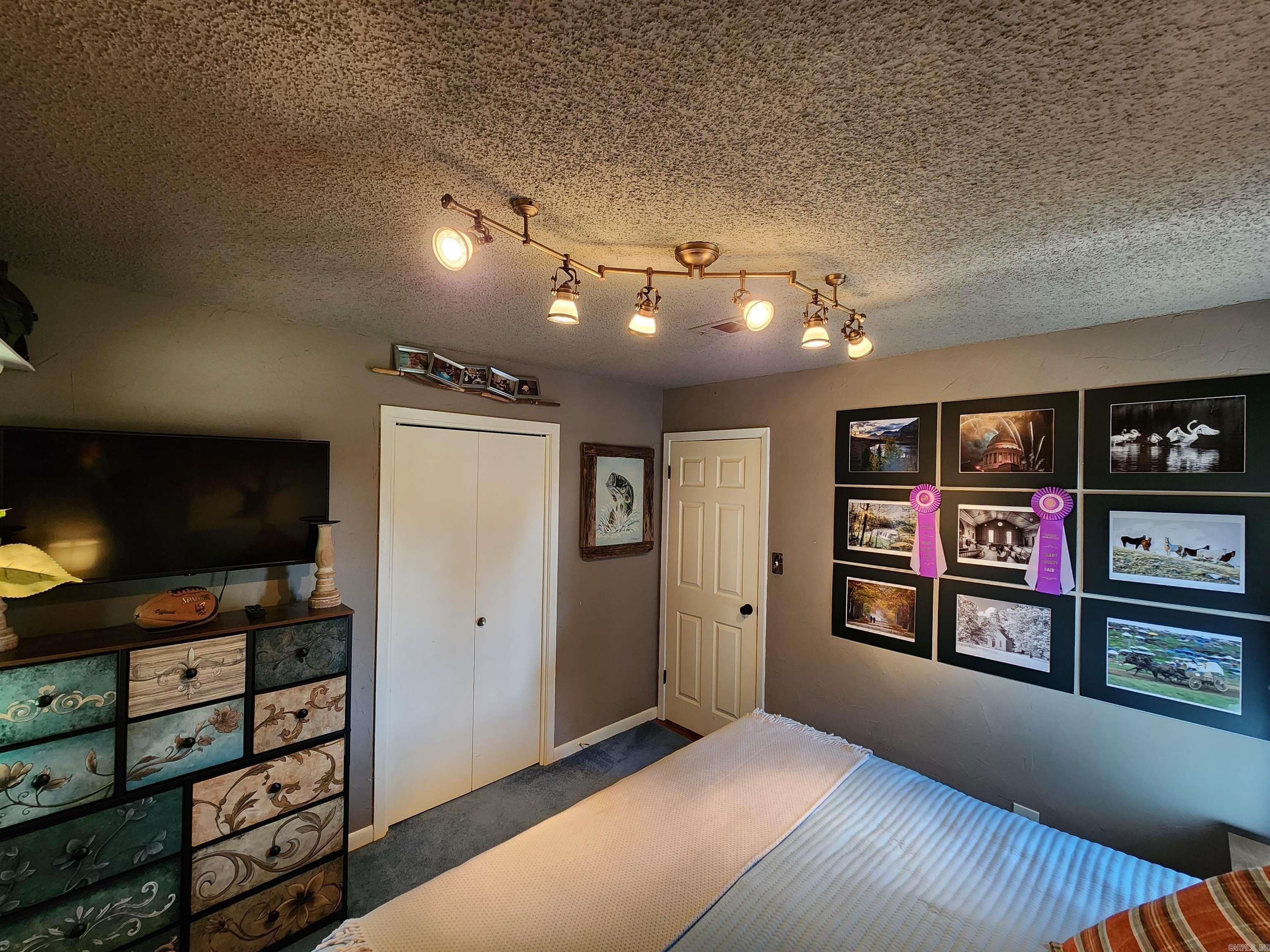 701 N Red  Sheridan, AR