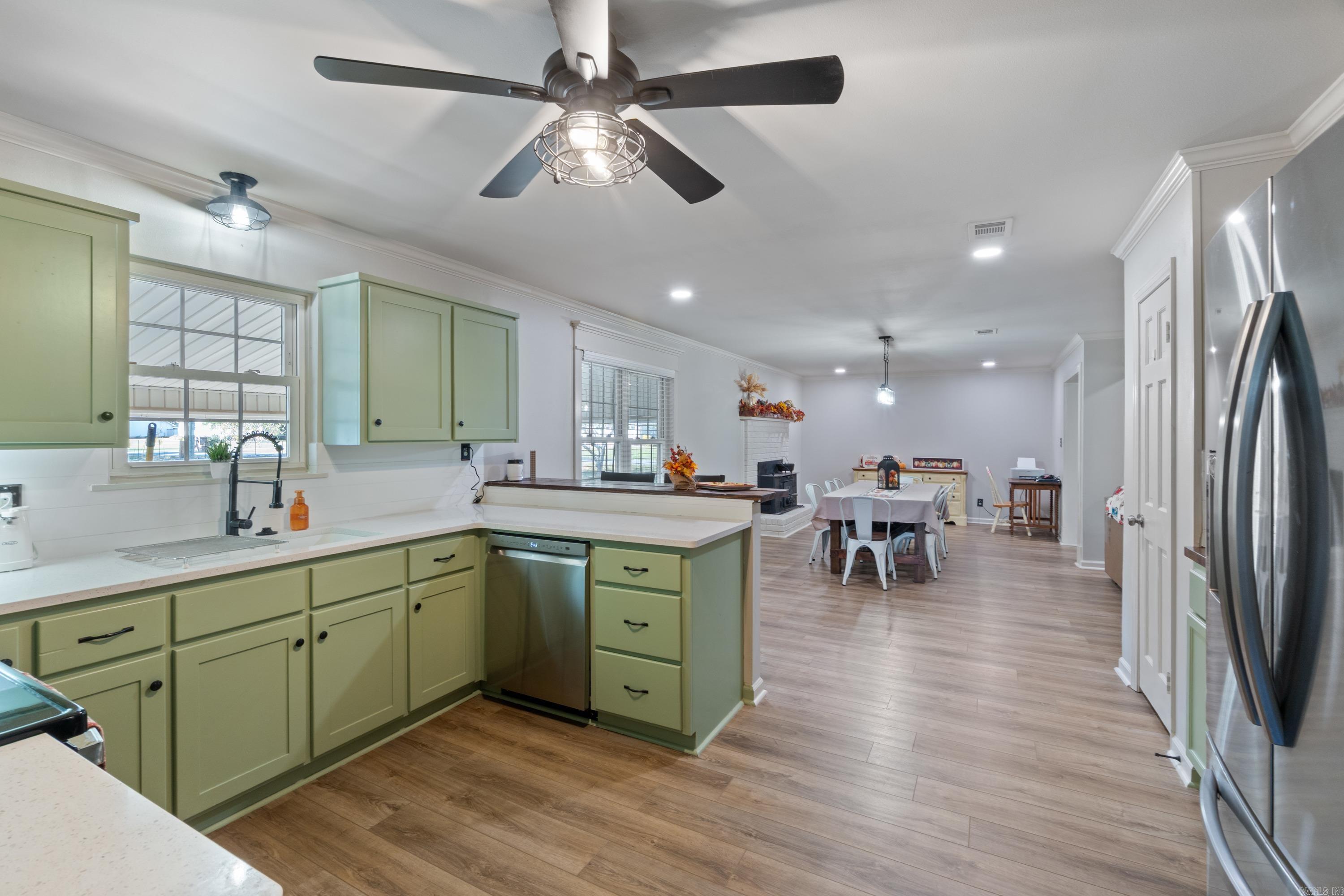 1117 W Main  Austin, AR