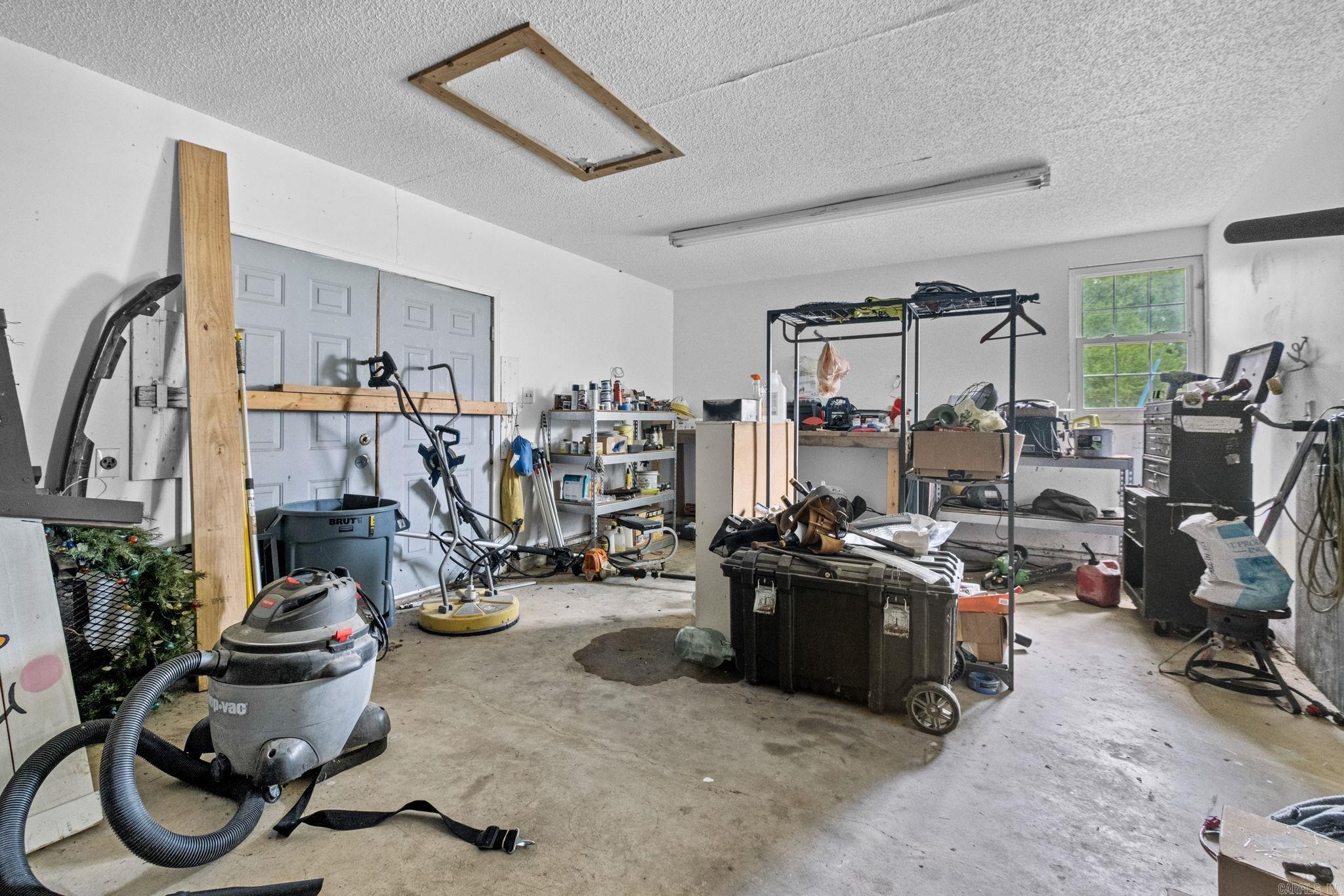 1117 W Main  Austin, AR