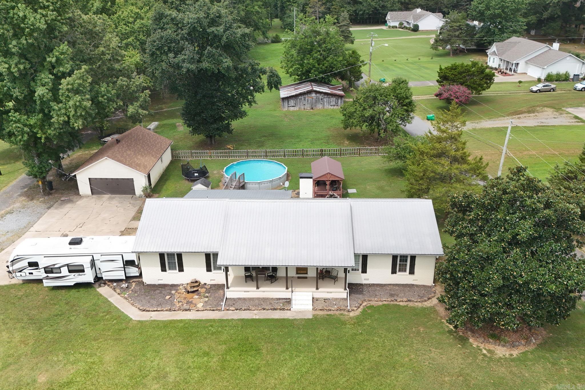 1117 W Main  Austin, AR