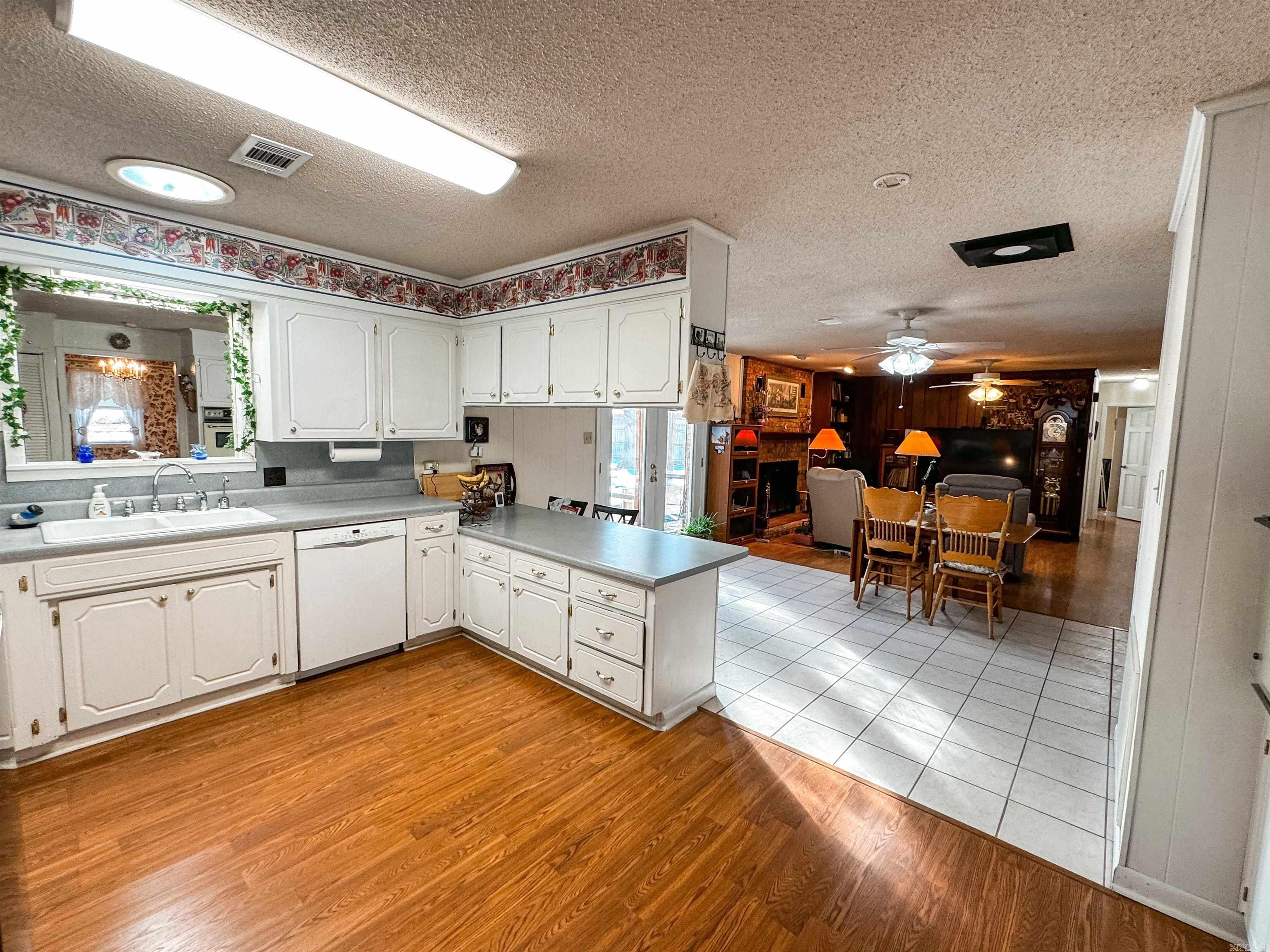 51 Indian Trail Searcy, AR 72143