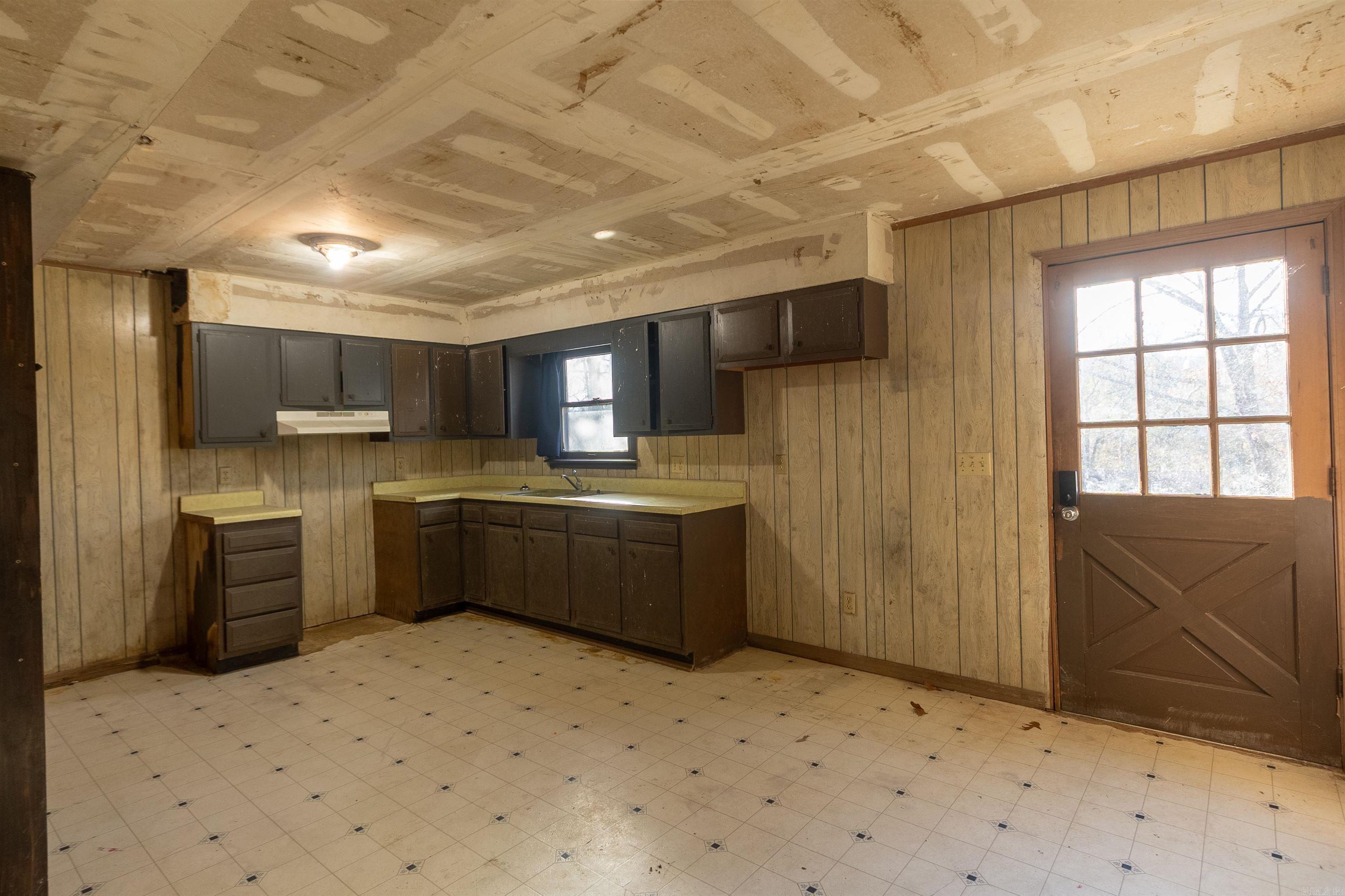 155 Walnut Circle  Yellville, AR