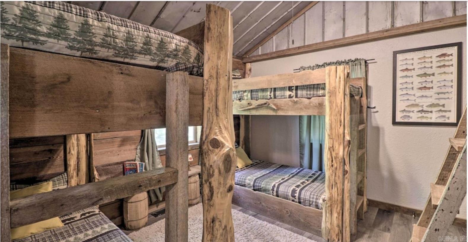 329 MC 7057  Flippin, AR