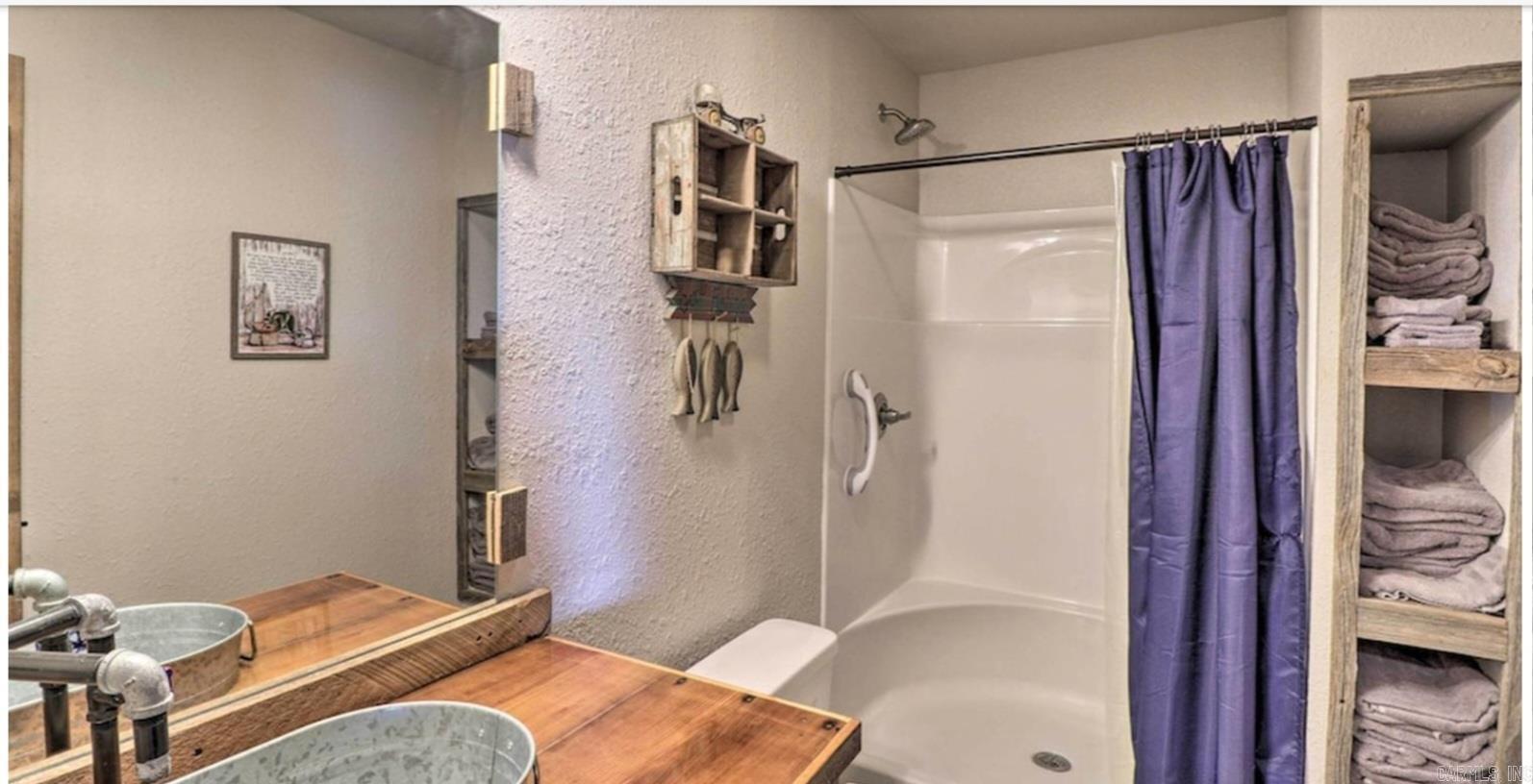 329 MC 7057  Flippin, AR