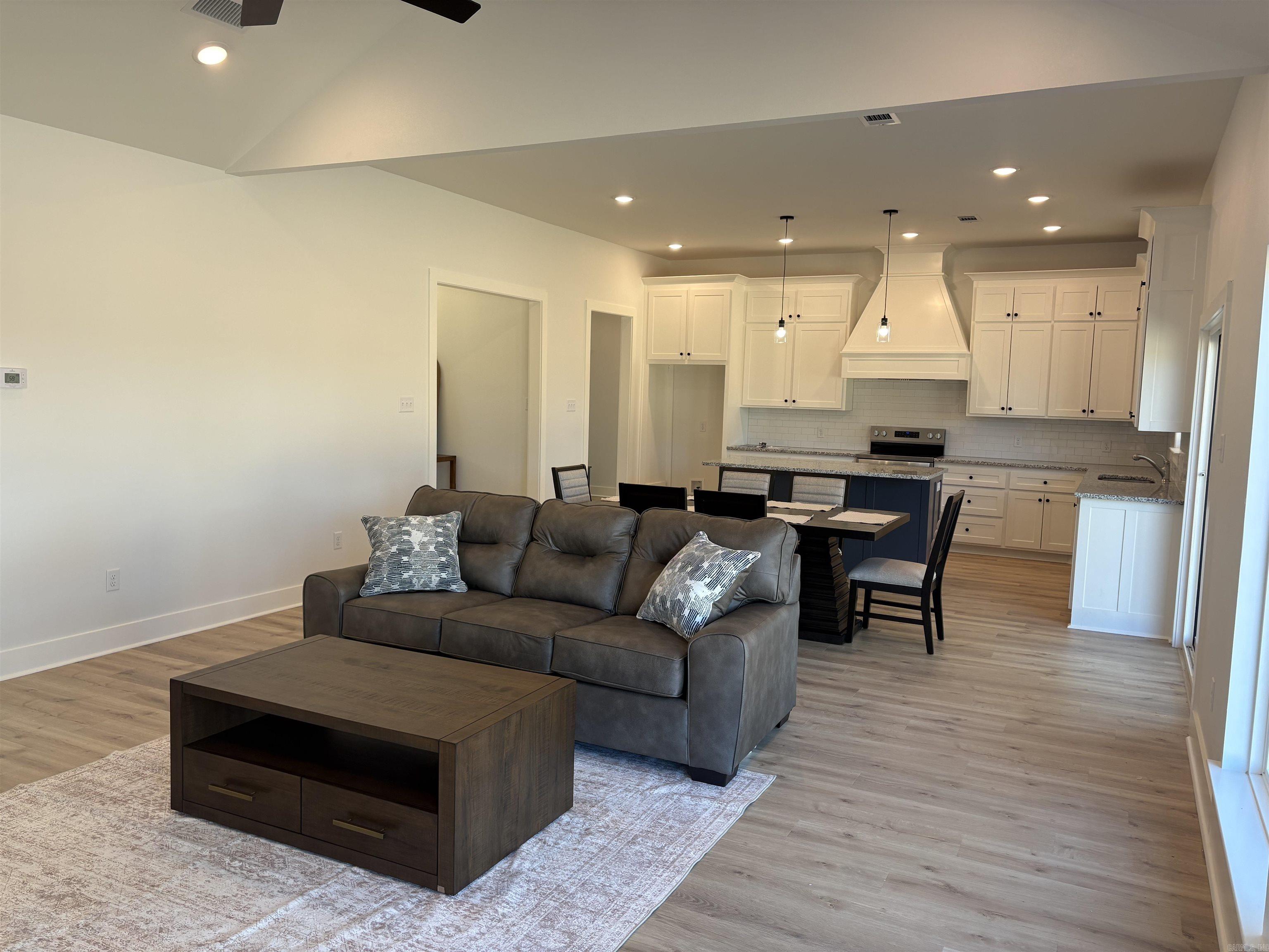 1 Dragonfly Cove Greenbrier, AR 72058