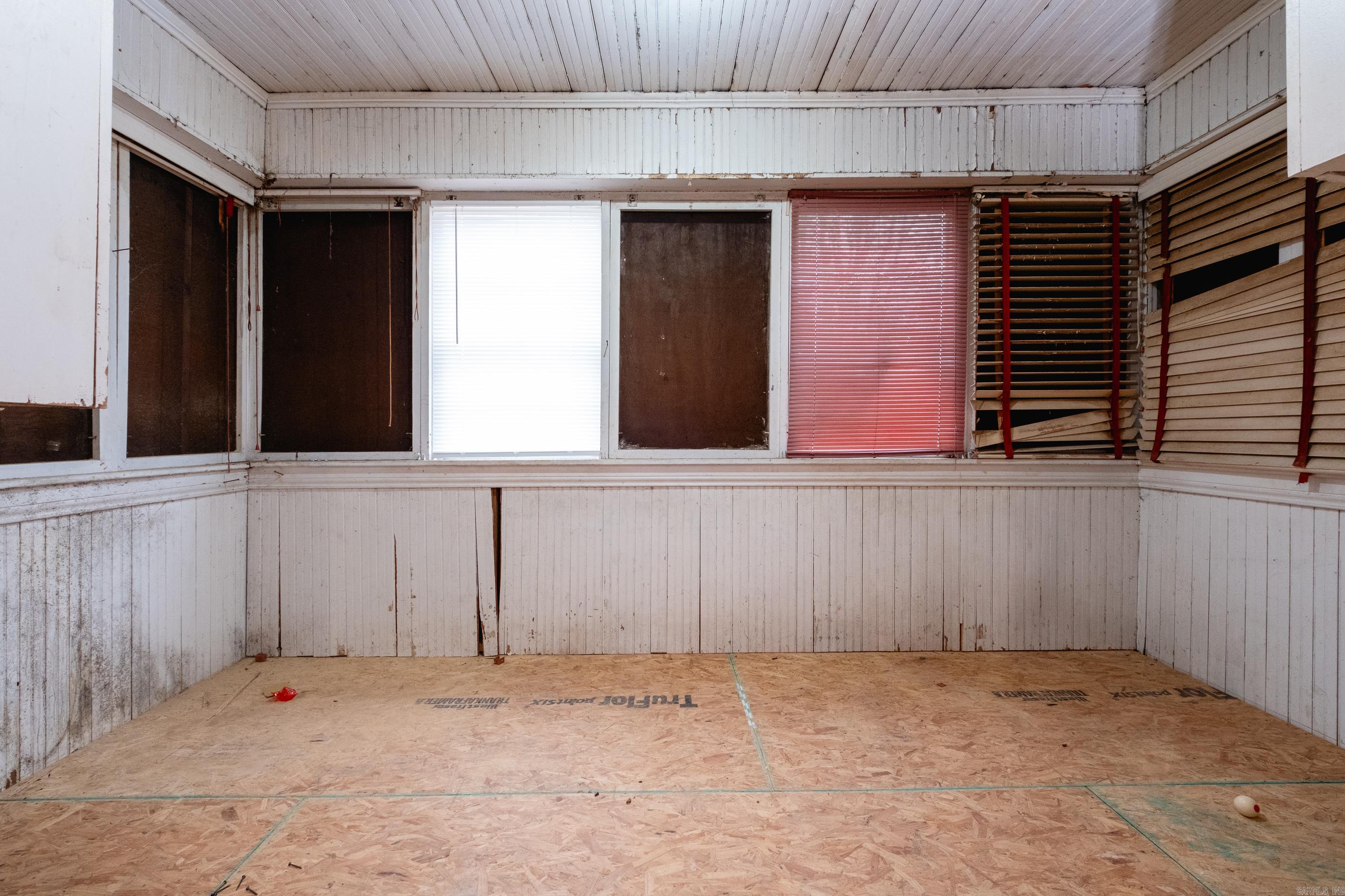 3724 W 10th  Little Rock, AR