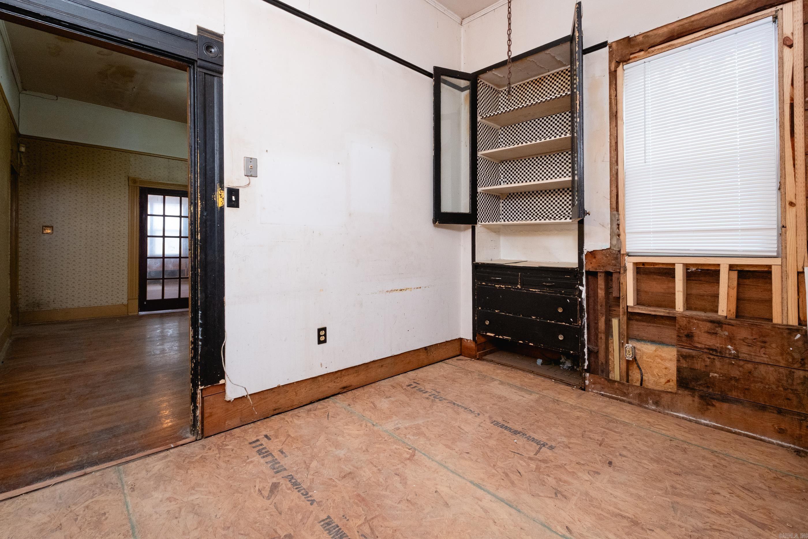 3724 W 10th  Little Rock, AR