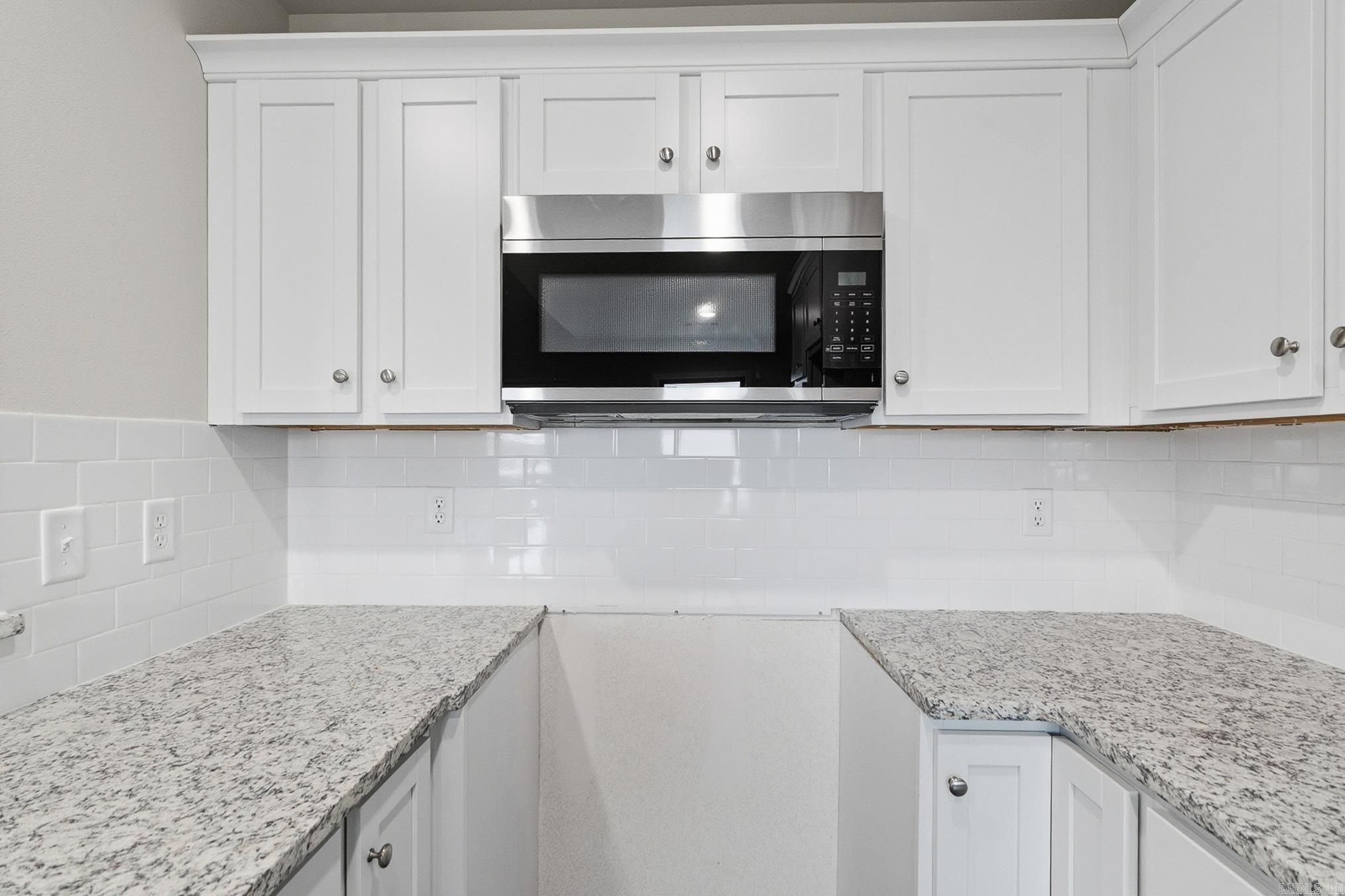 111 LLOYD HENDERSON  Beebe, AR