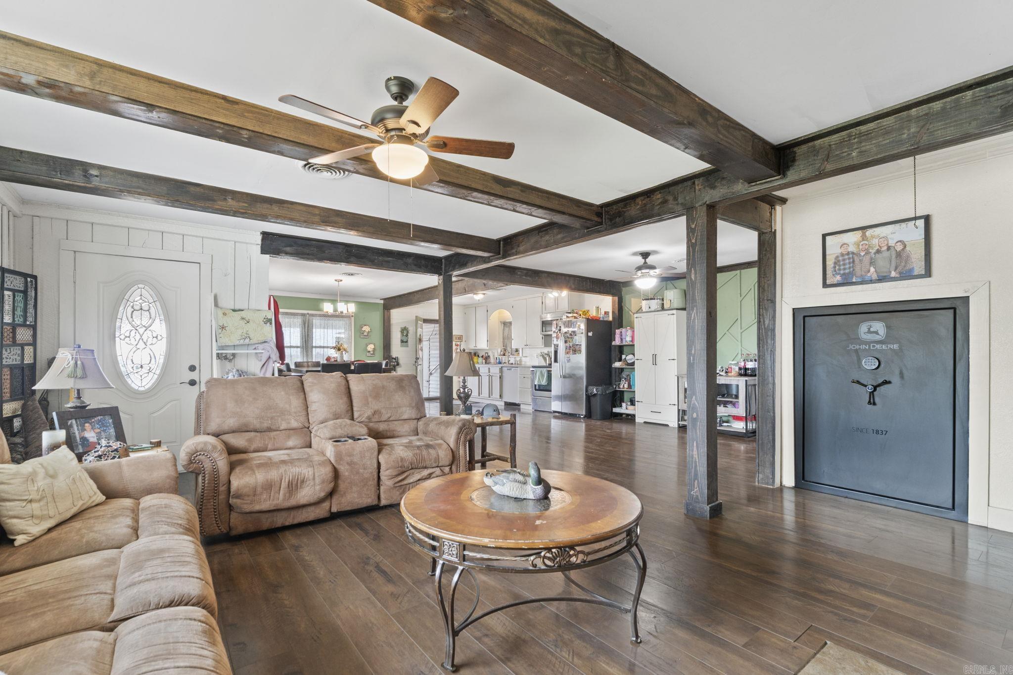 89 Orchard Lane Brinkley, AR 72021