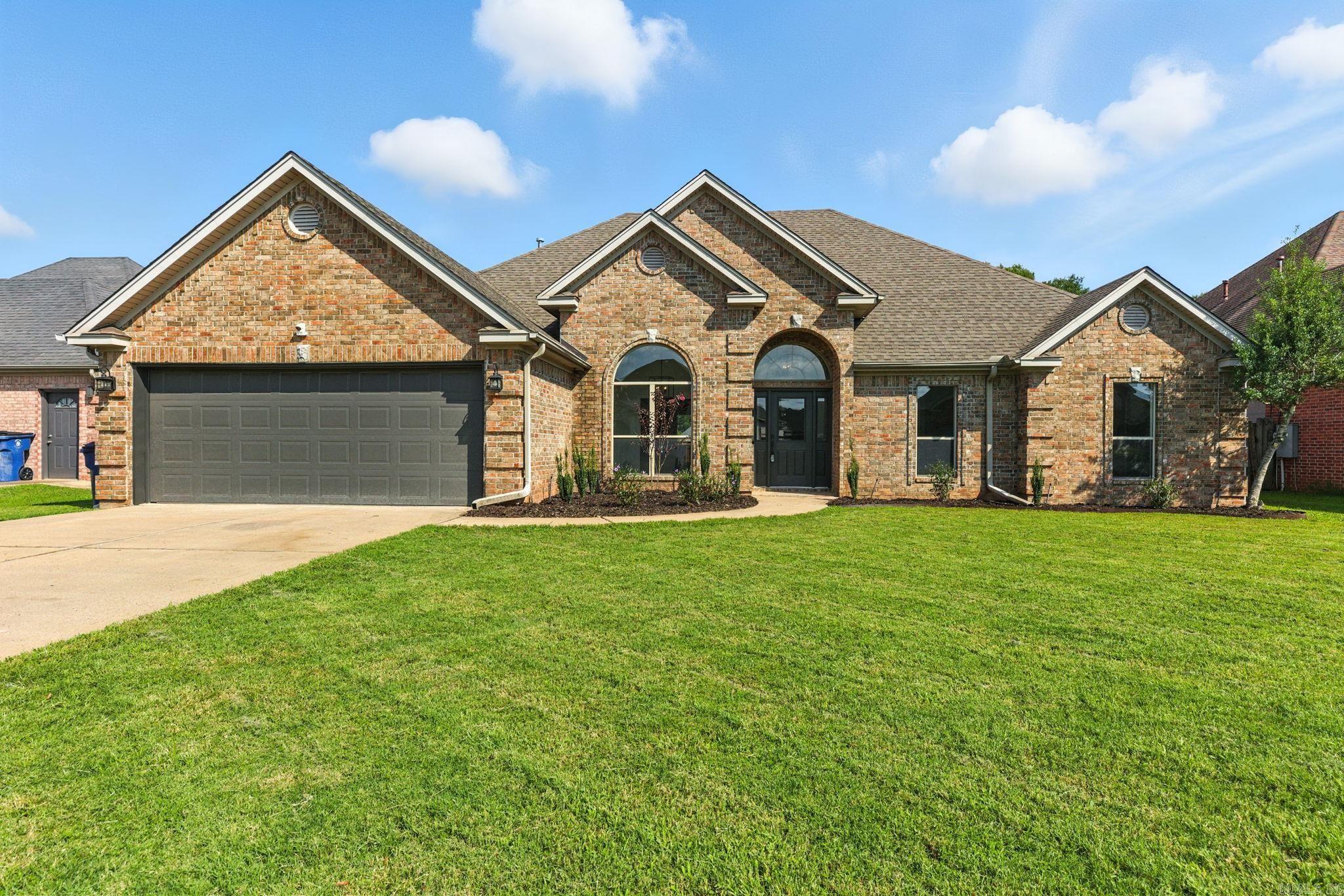 305 Maranes  Maumelle, AR