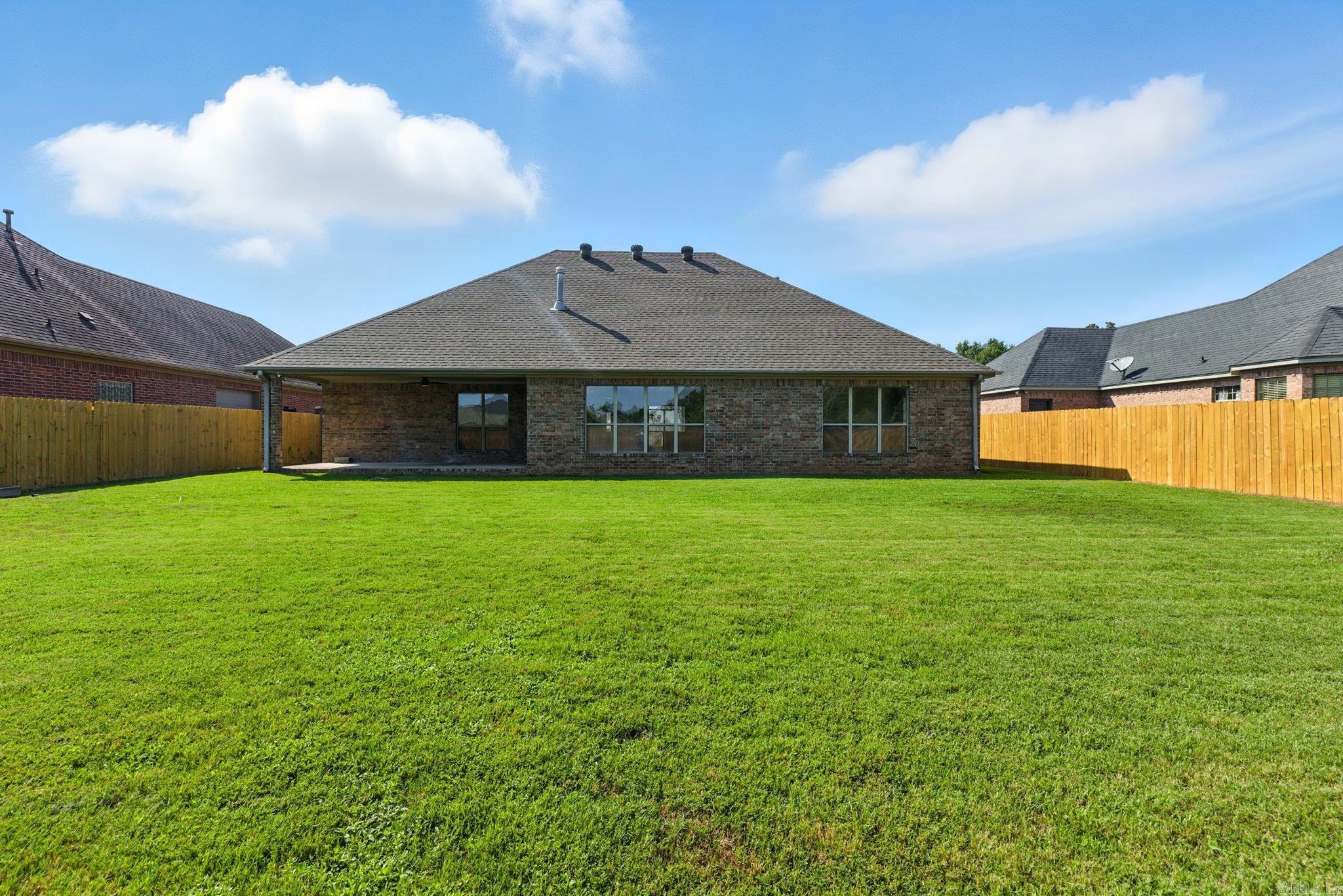 305 Maranes  Maumelle, AR