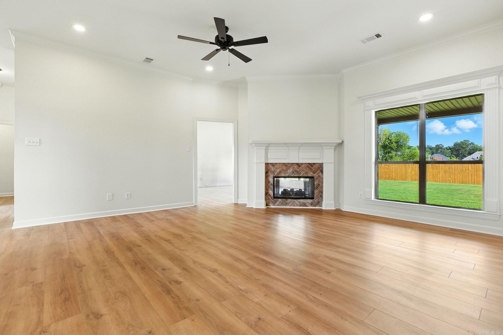 305 Maranes  Maumelle, AR