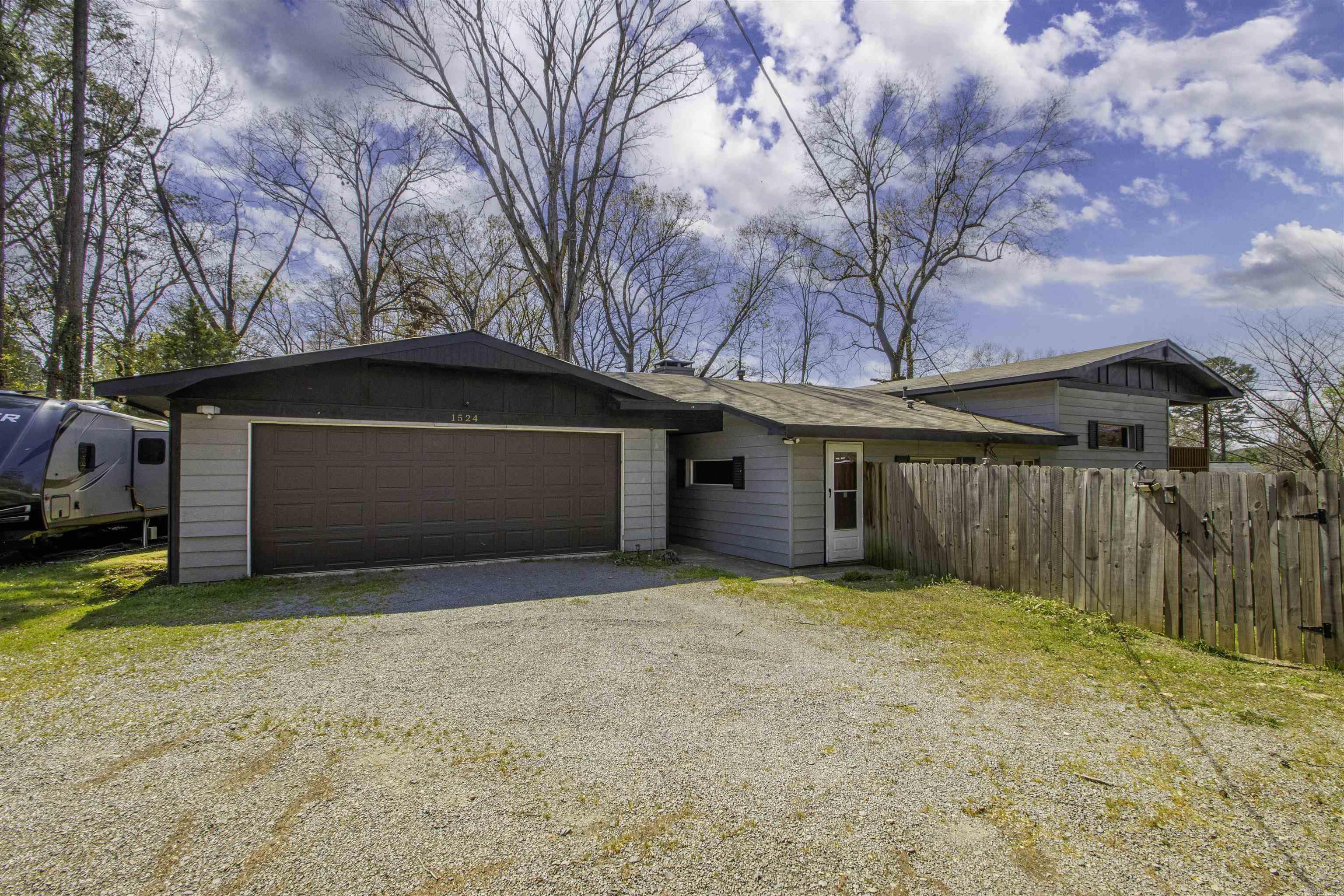 1524 Junior Deputy Road Little Rock, AR 72205
