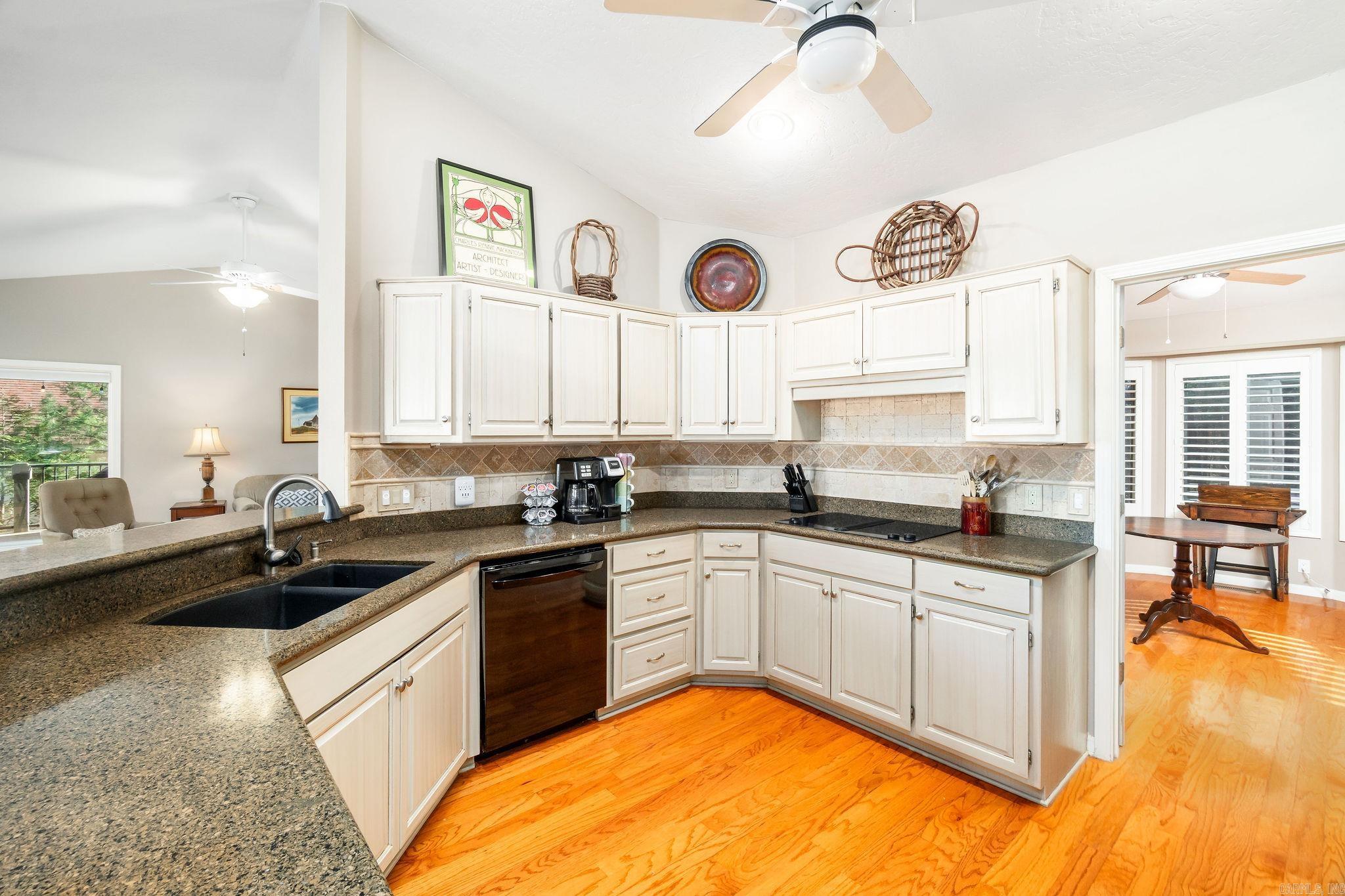 4 Aguila  Hot Springs Village, AR