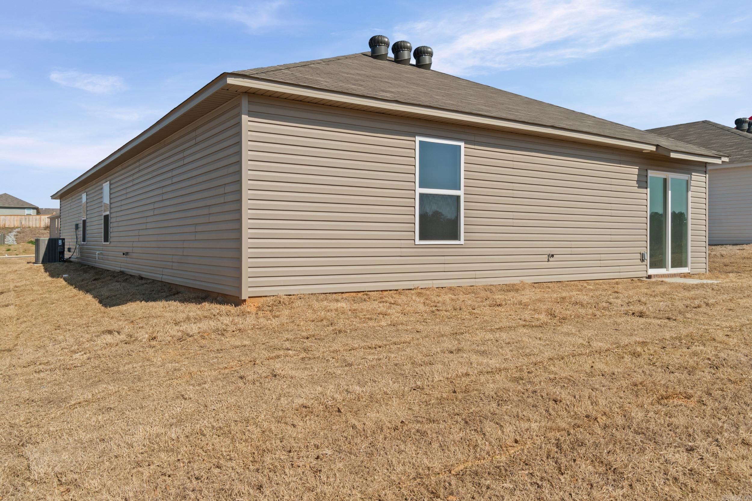 7033 Potomac Trail Bauxite, AR 72011