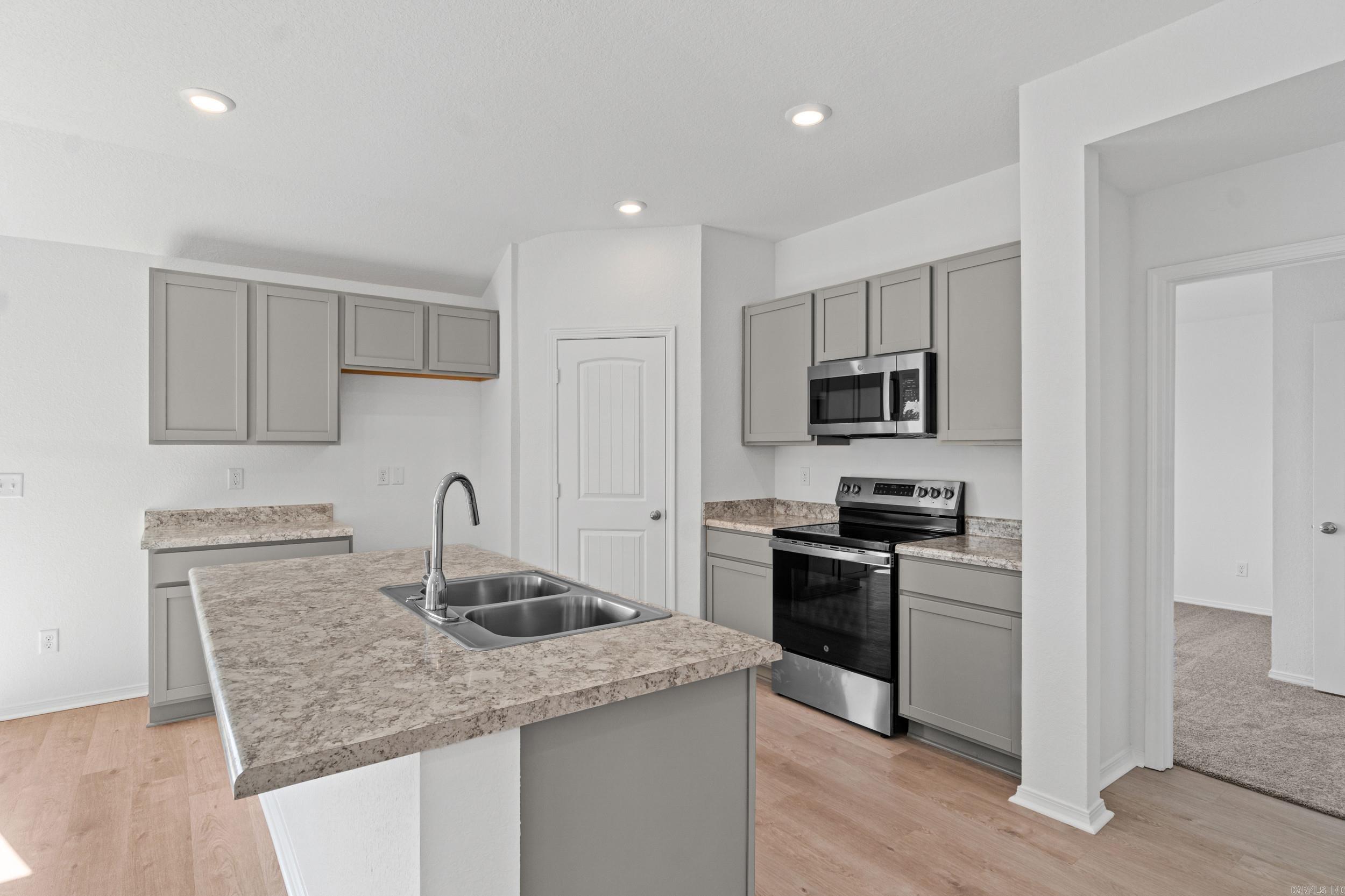 7033 Potomac Trail Bauxite, AR 72011