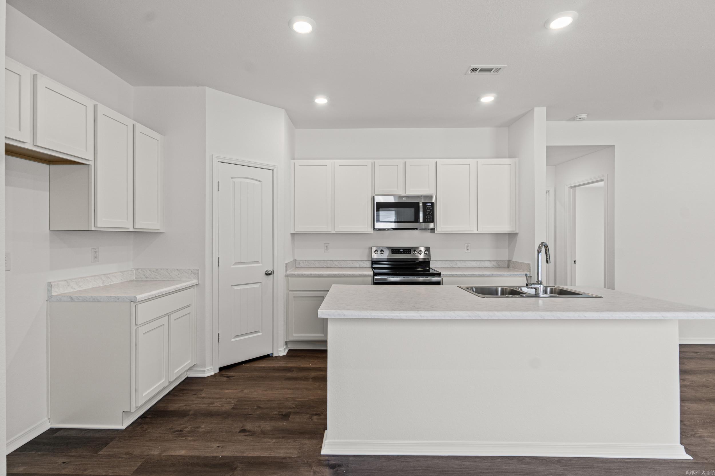 7017 Potomac Trail Bauxite, AR 72011