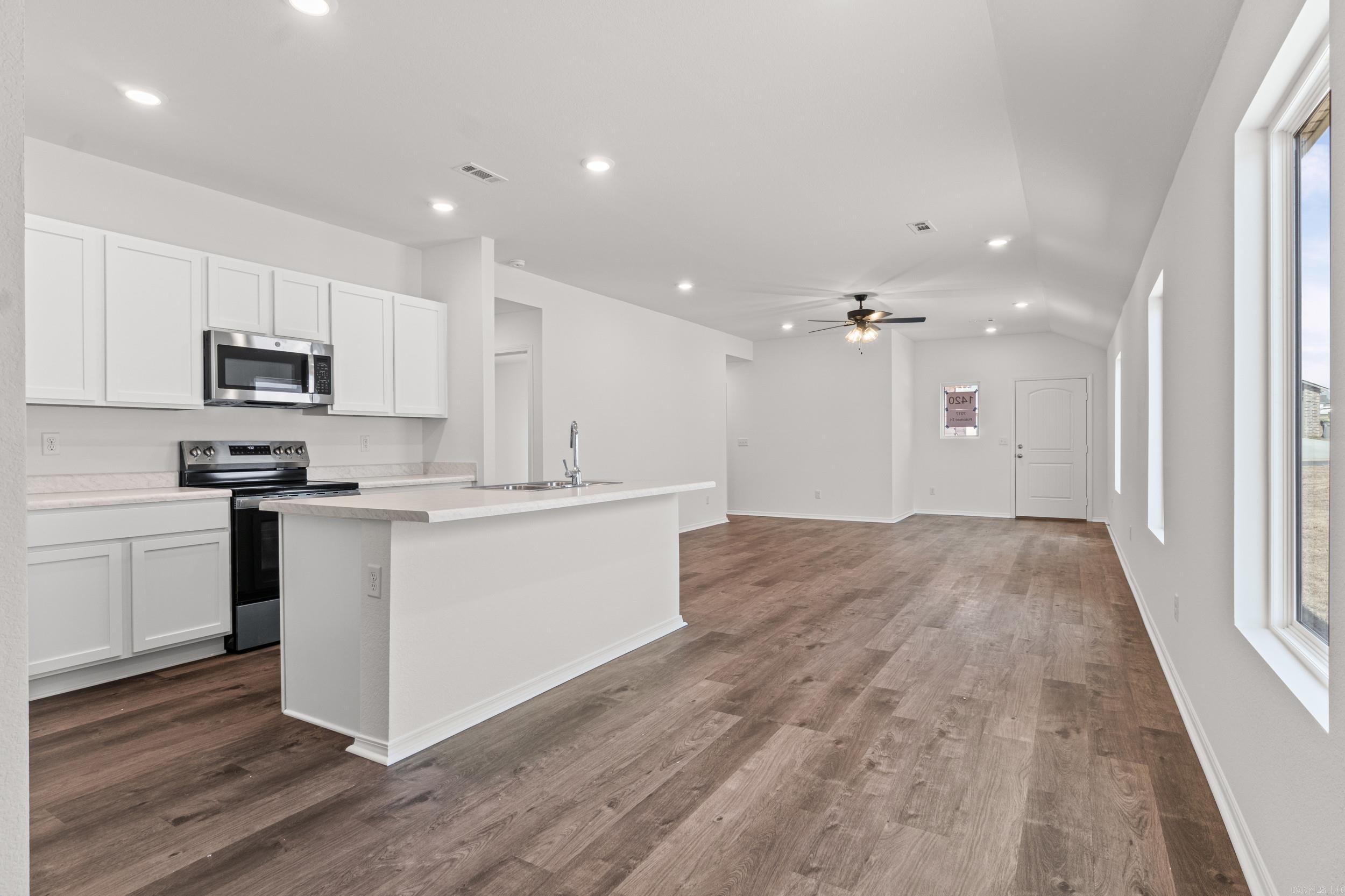 7017 Potomac Trail Bauxite, AR 72011