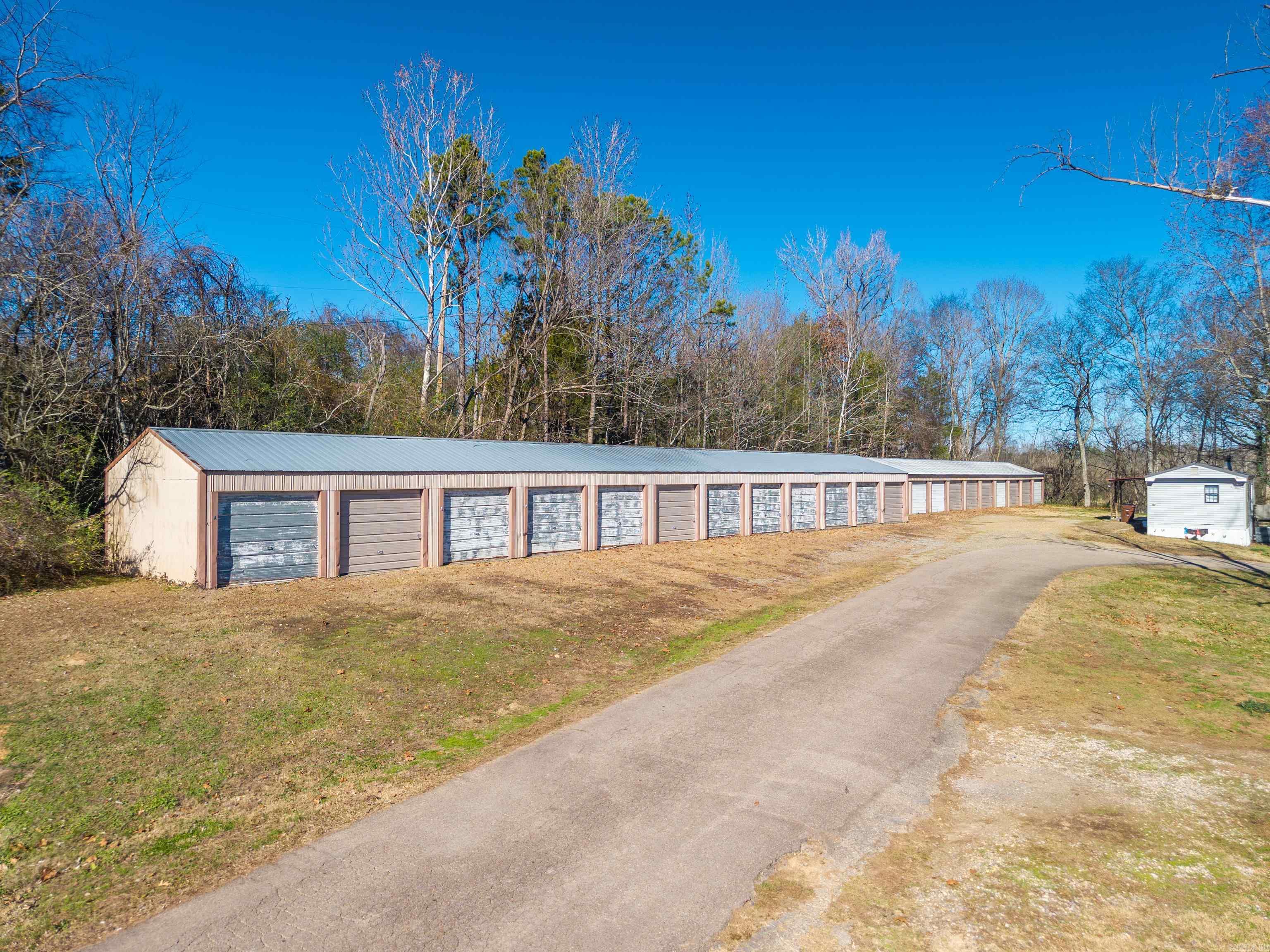 Three MHP ARKANSAS  Mount Ida, AR